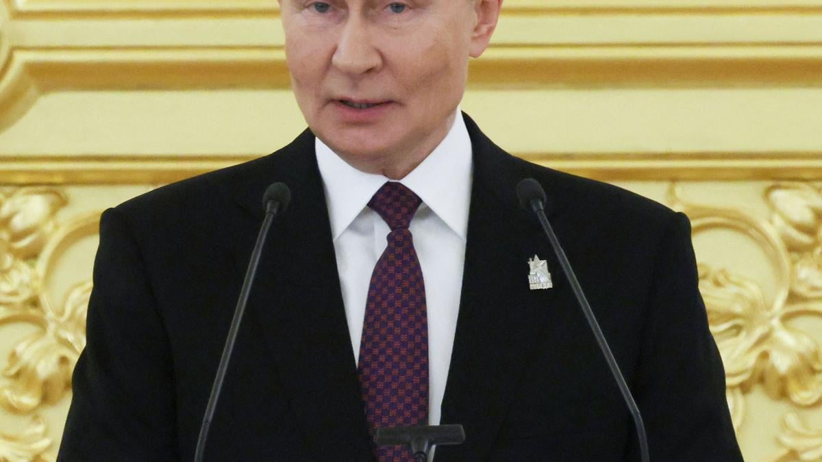 Putin-rechtfertigt-bei-Milit-rparade-Krieg-gegen-die-Ukraine