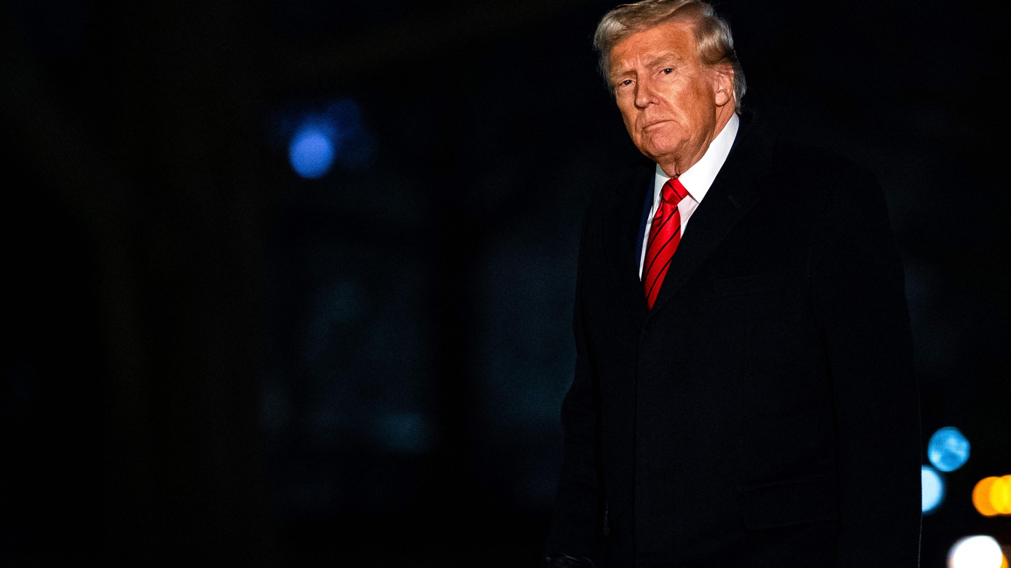 Trump va exclude transgenii din armata SUA   