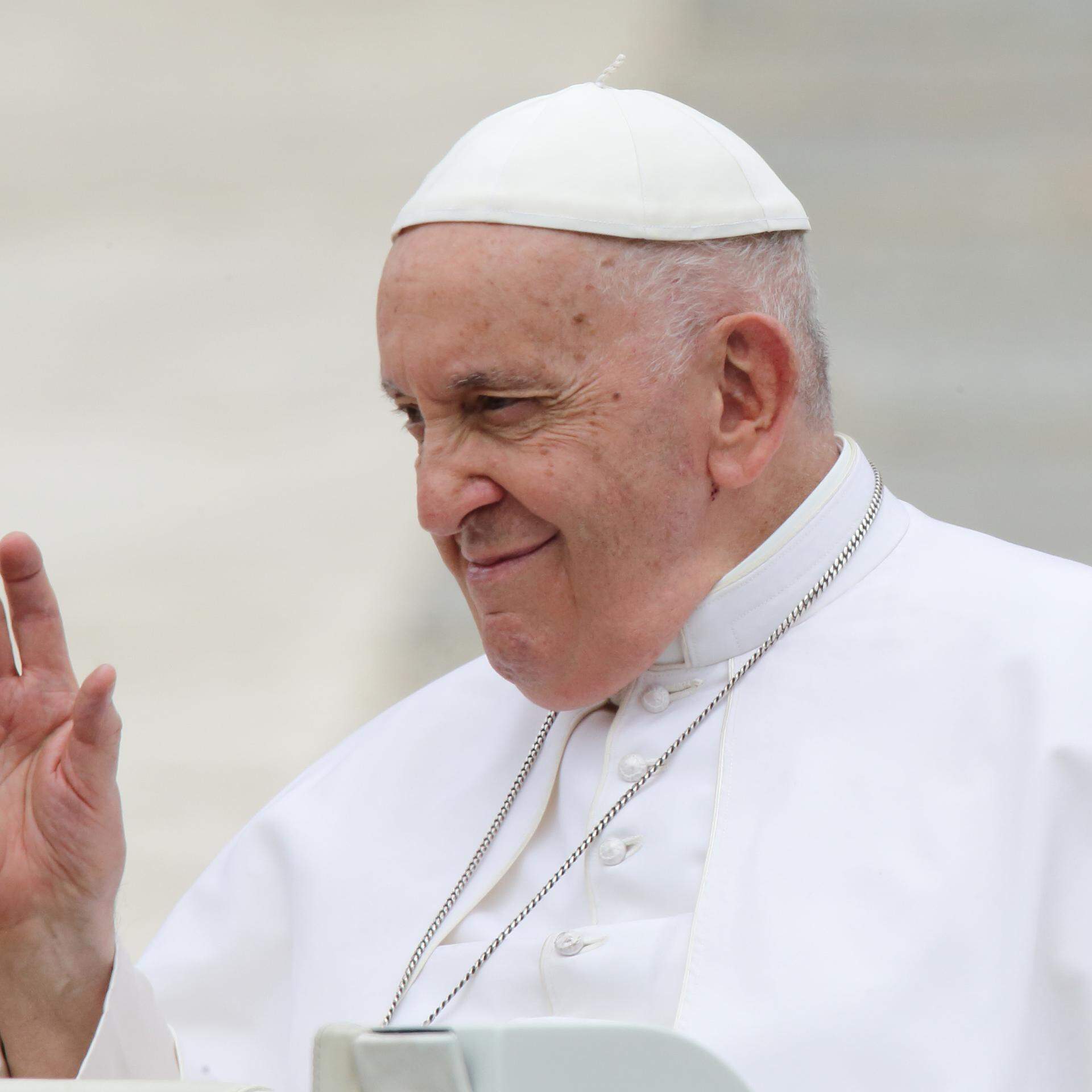Papst Franziskus wird im September Belgien besuchen. Macht er einen Abstecher über die Grenze?