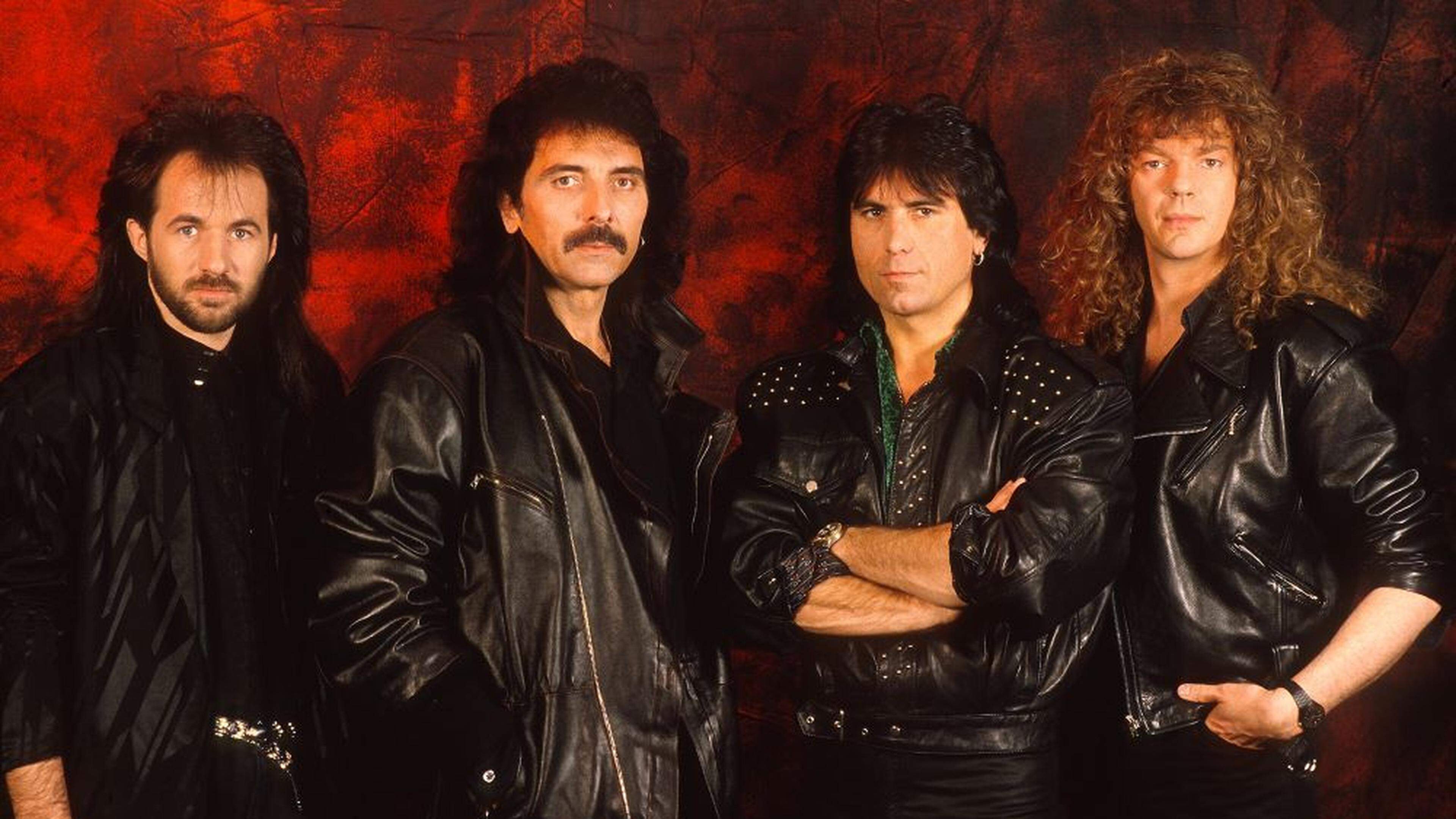 Die Heavy-Metal-Band Black Sabbath im Jahr 1989: Sänger Tony Martin (vl.n.r.), Gitarrist Tony Iommi, Schlagzeuger Cozy Powell und Bassist Neil Murray. Tony Martin war zweimal Sänger der legendären Heavy-Metal-Band. Ein neues Boxset mit dem Titel «Anno Domini 1989-1995» widmet sich dieser besonderen Sabbath-Phase