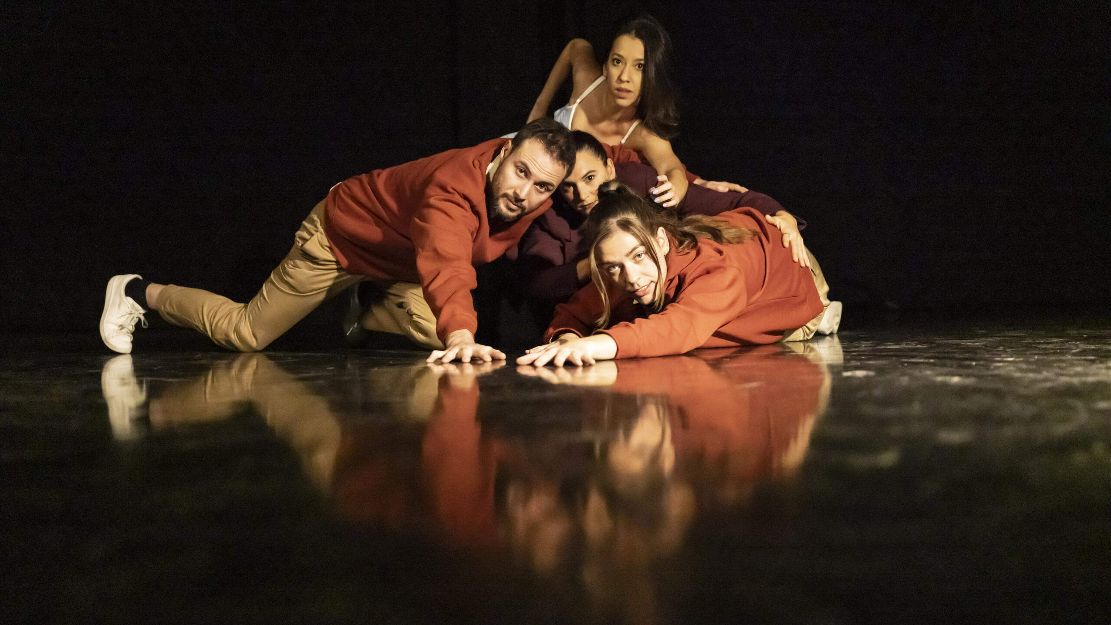 „Les Echos Infinis“ heißt die neue Arbeit von Alicia Cano und Benoît Callens. Das Tanzstück ist im Trois C-L zu sehen. 
