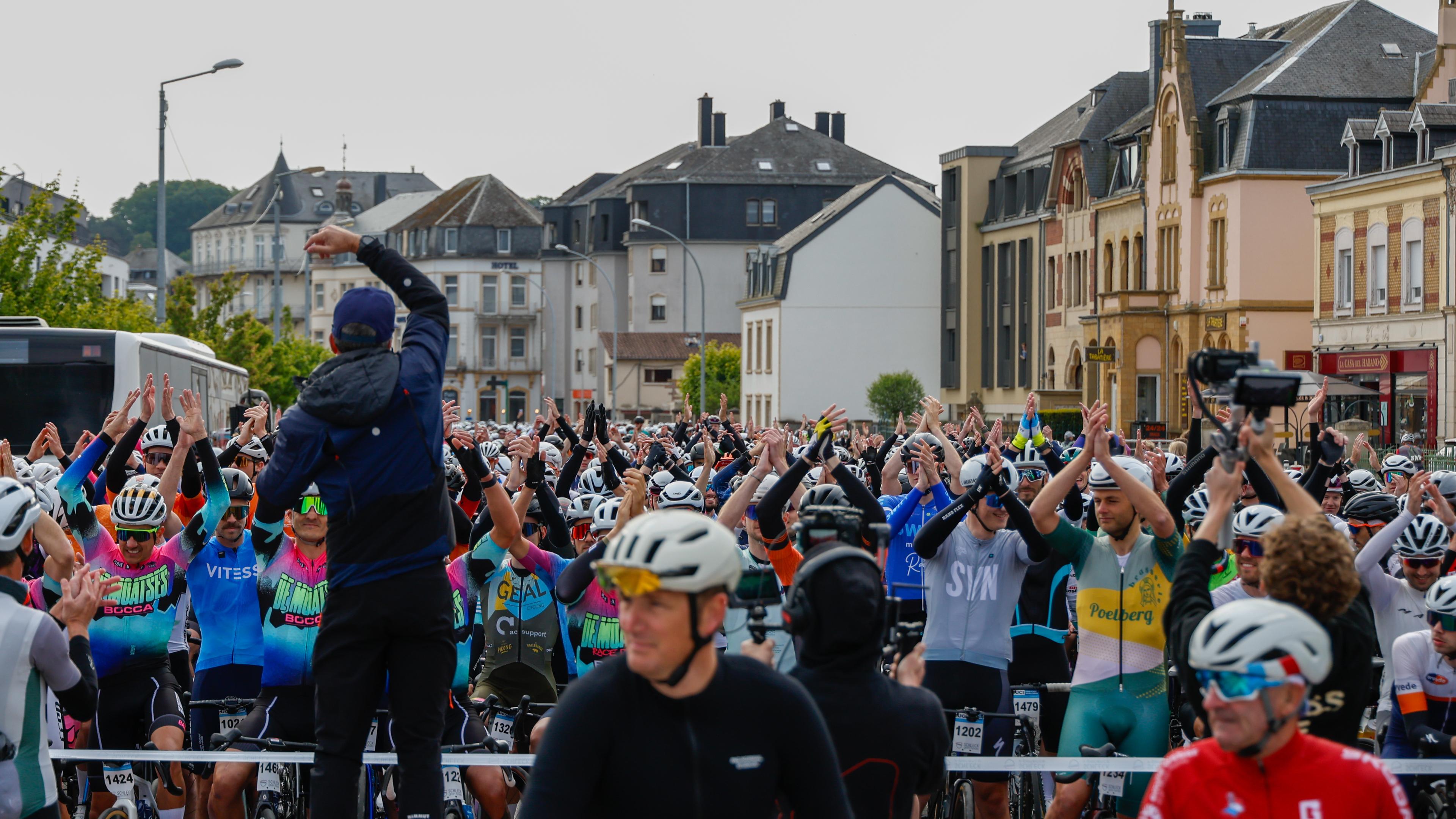 At the Schleck Gran Fondo, the advertising drum is stirred