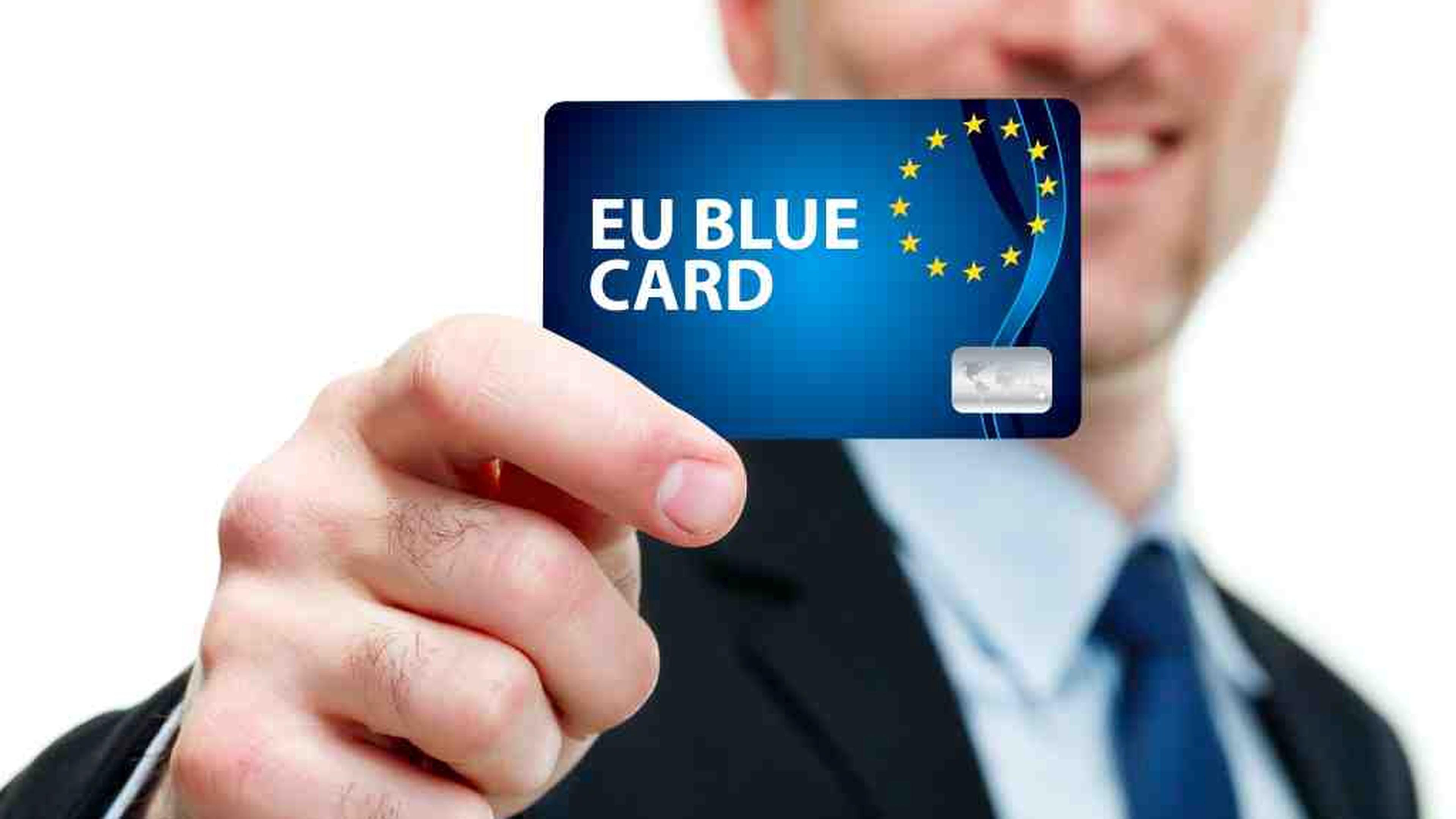 Синяя карта купить. Синяя карта ЕС. Голубая карта Евросоюза. Blue Card. Карта Германии синяя.