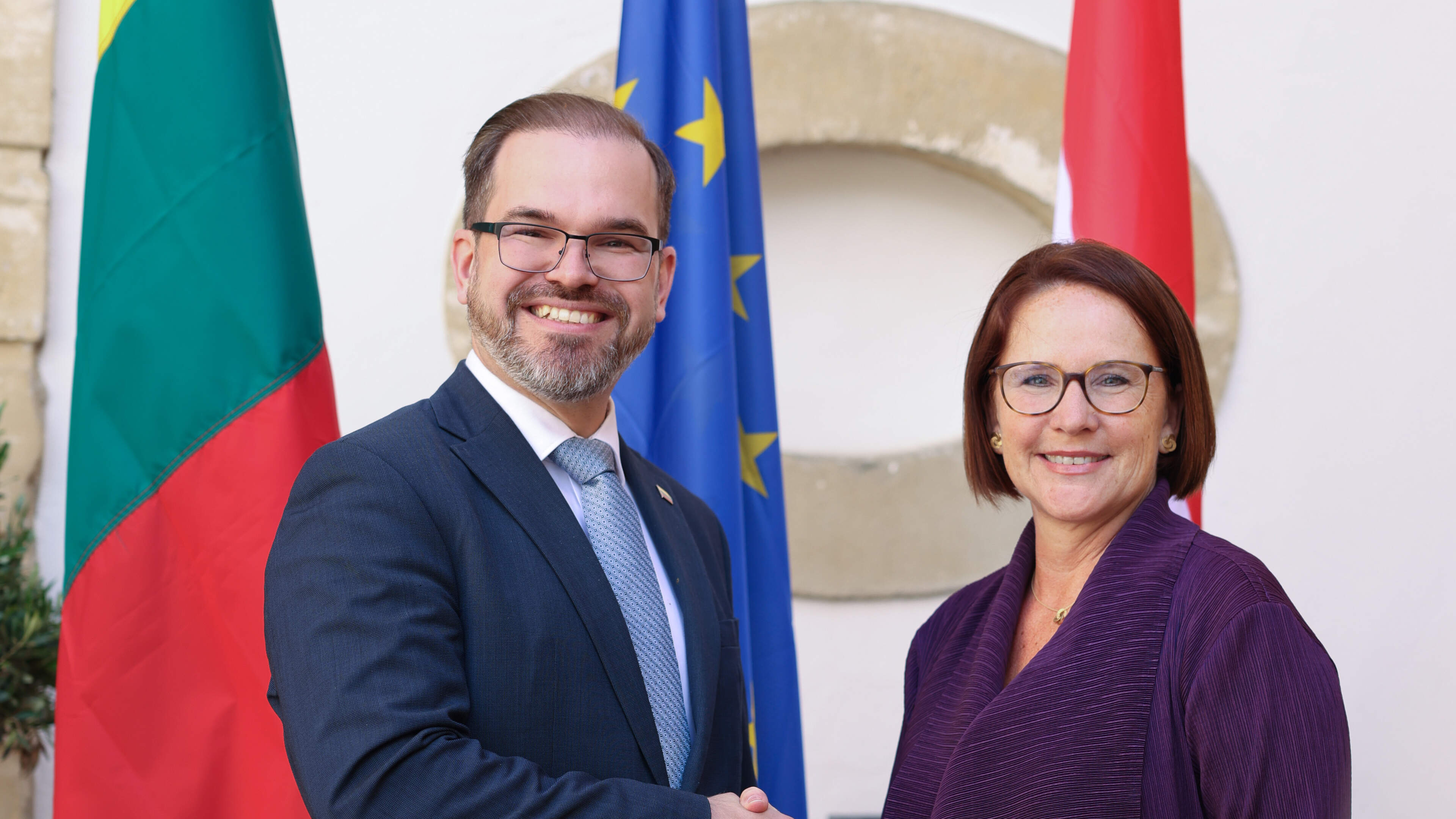 Luxemburg bringt seine Stärke im All an die NATO-O