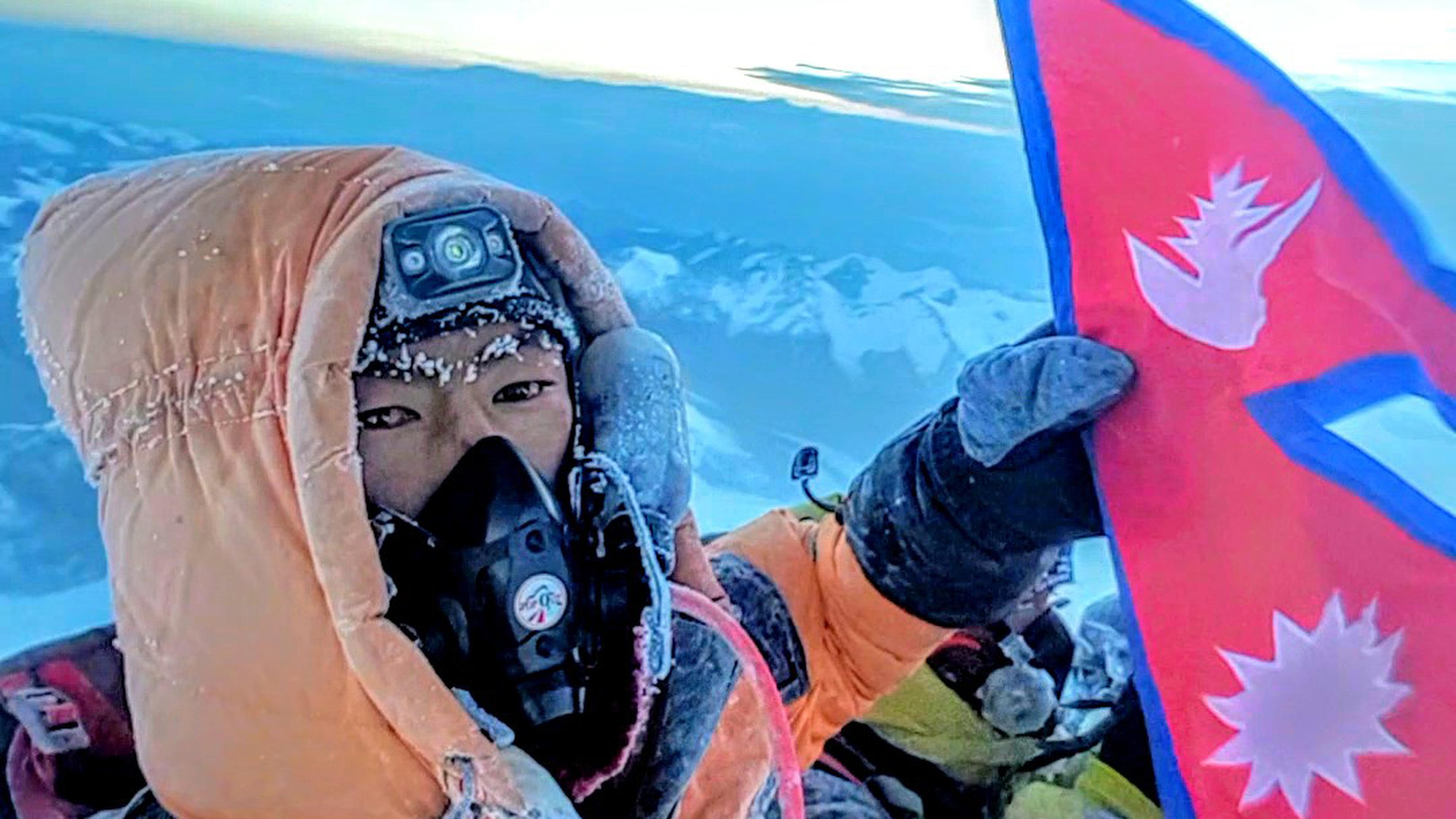 Bergführer Ngima Gyalzen Sherpa war vor zwei Jahren noch als „Icefall-Doctor“ im gefährlichen Khumbu-Eisbruch tätig.
