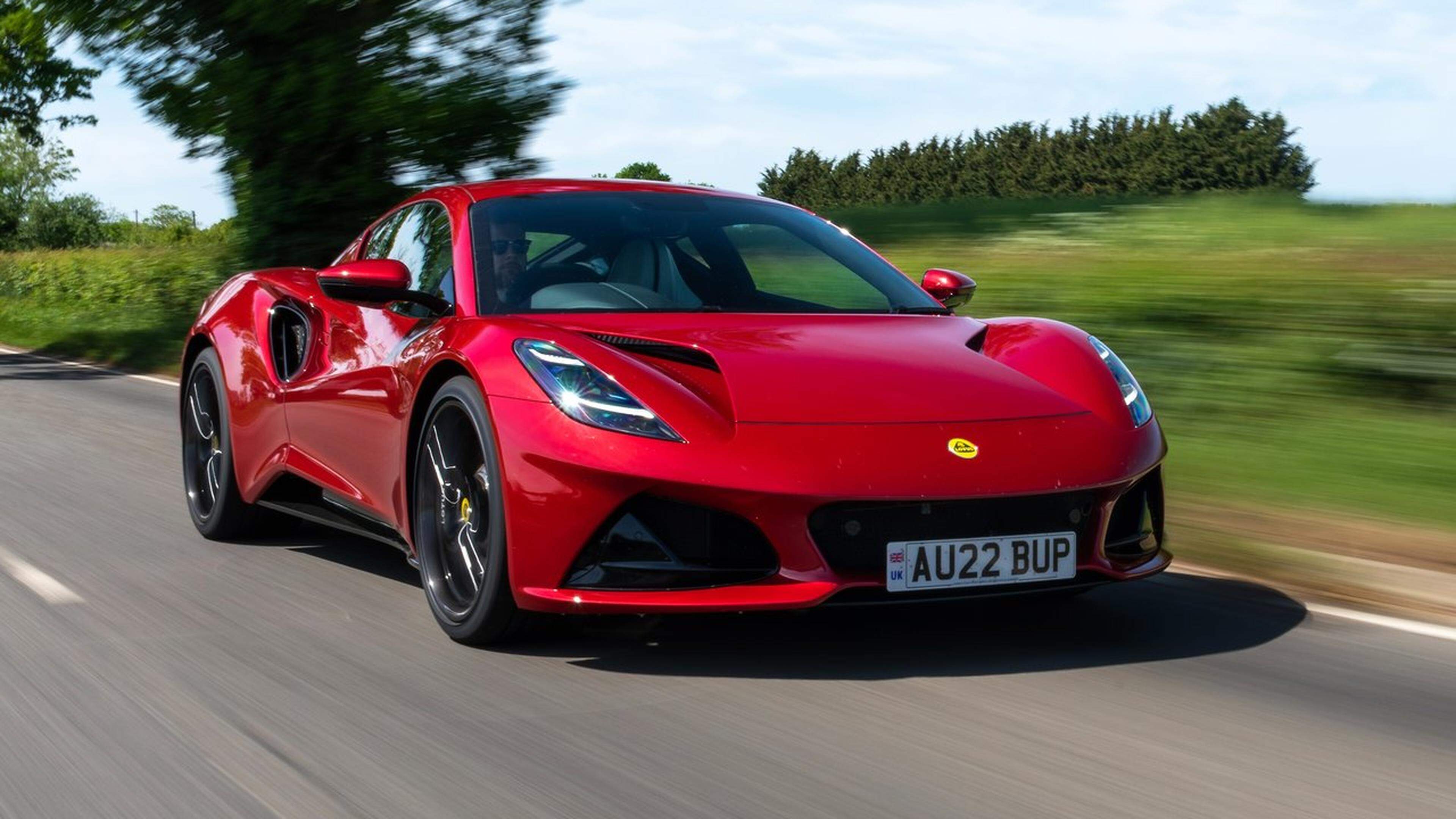 The Lotus Emira becomes « more accessible »