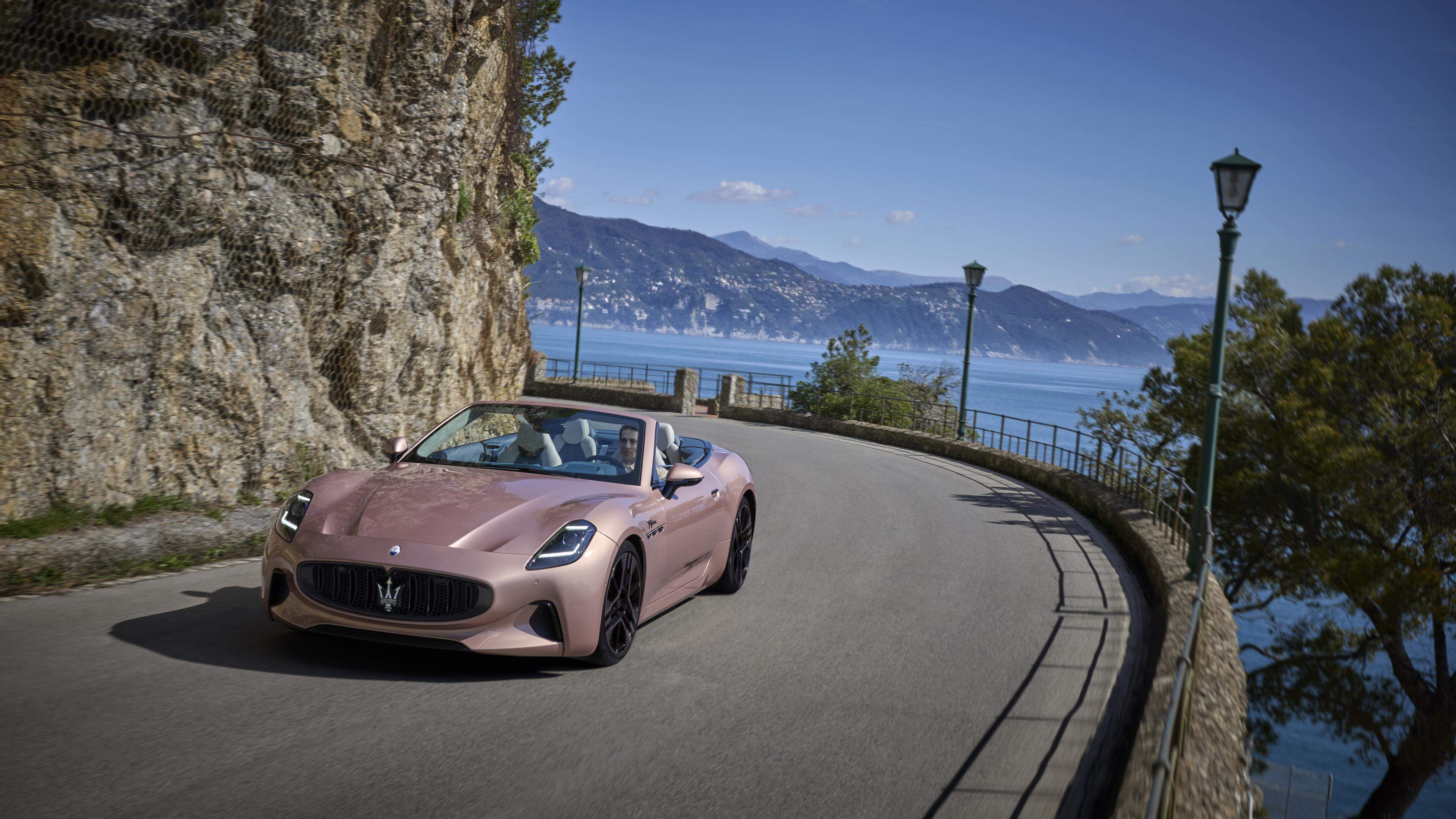 Der Maserati GranCabrio Folgore wird das erste großformatige elektrische Cabrio.