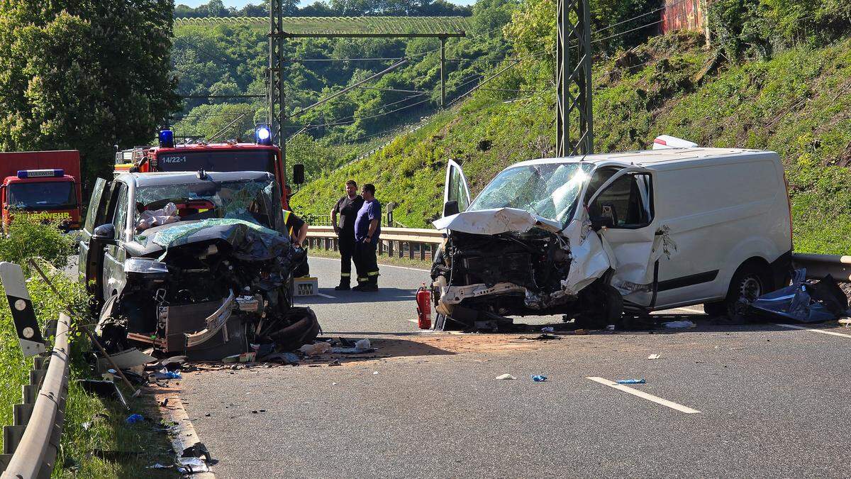 Verkehrsunfall-nahe-Wasserbillig-Kind-und-46-J-hriger-sterben