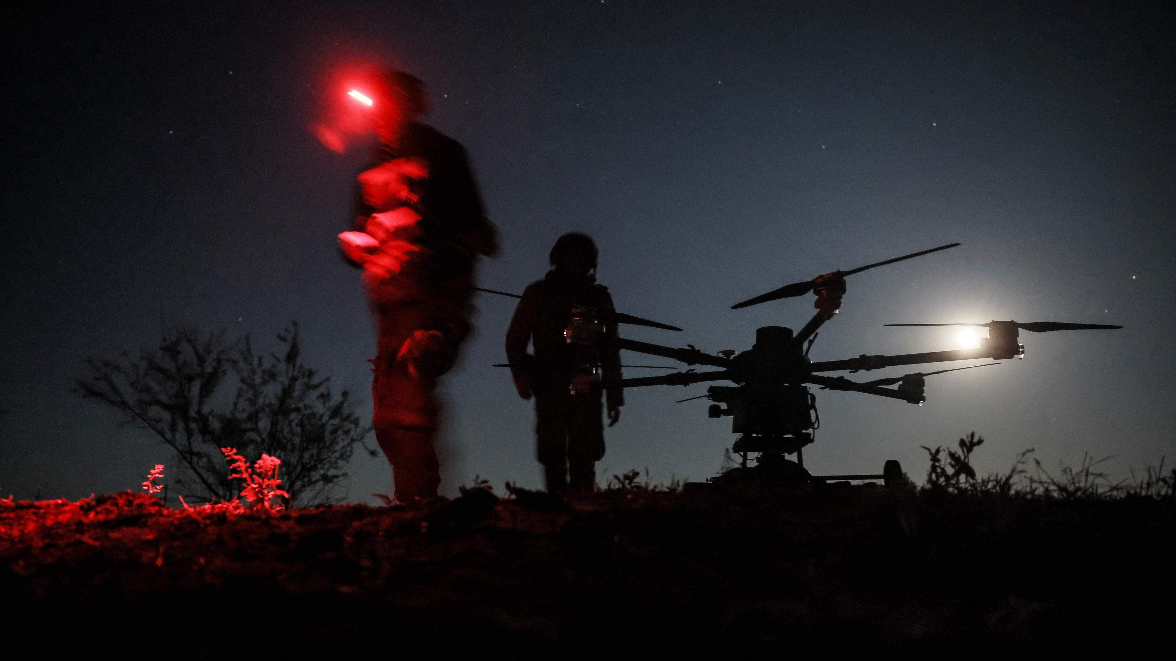 Ukraine is committed to attacking Crimea Bridge: « 1,100 kilograms of TNT » used « 