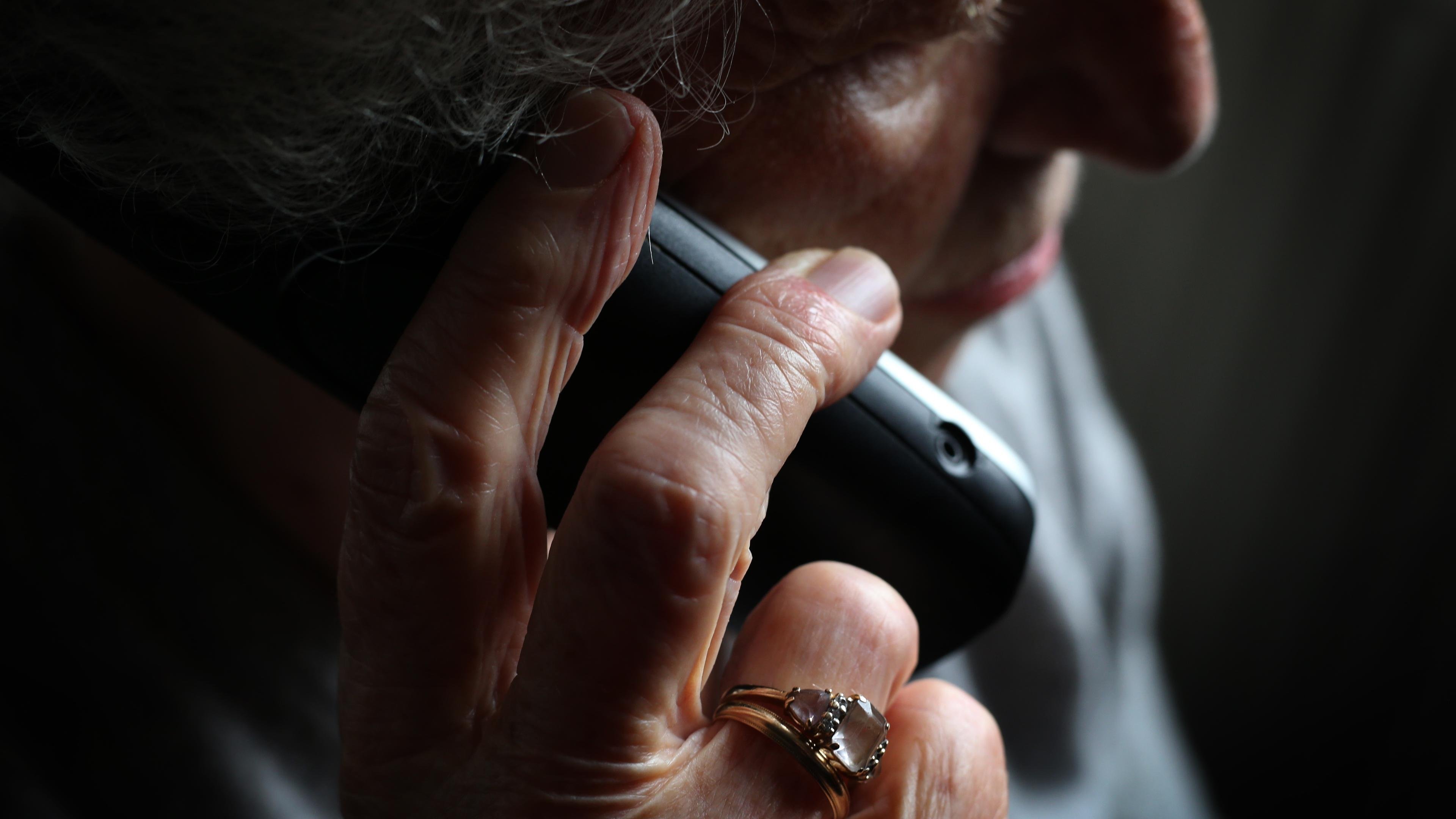 Police warn of arrest warrant fraud on the phone