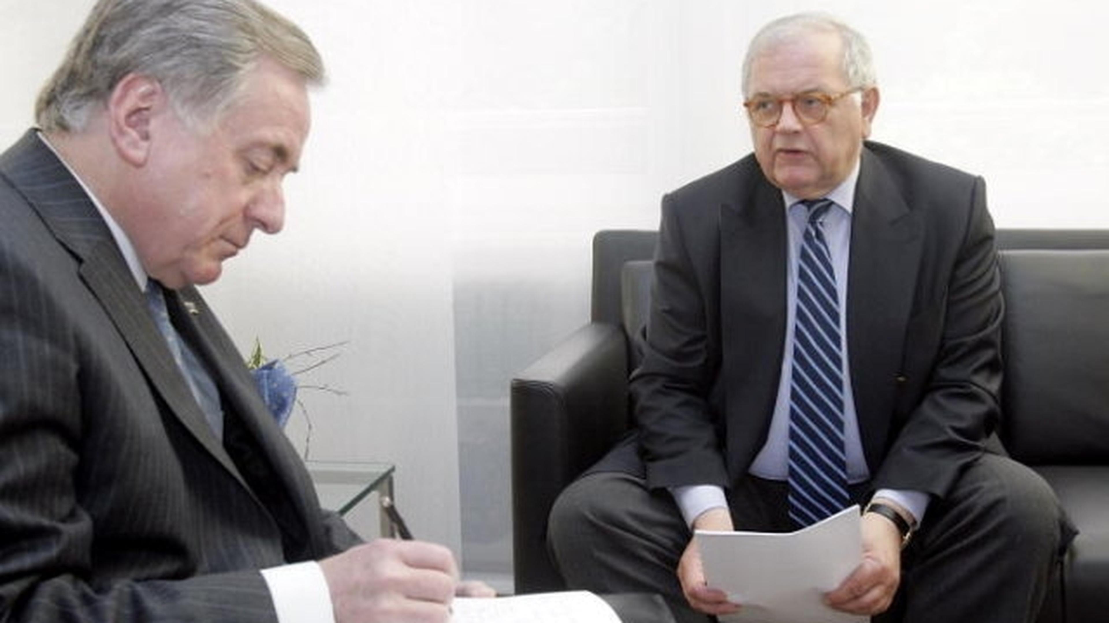Interview im Botschafterbüro: Hubertus von Morr im Gespräch mit LW-Journalist Joseph Lorent.