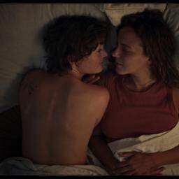 Vicky Krieps inspires in queer social drama « Love Me Tender »