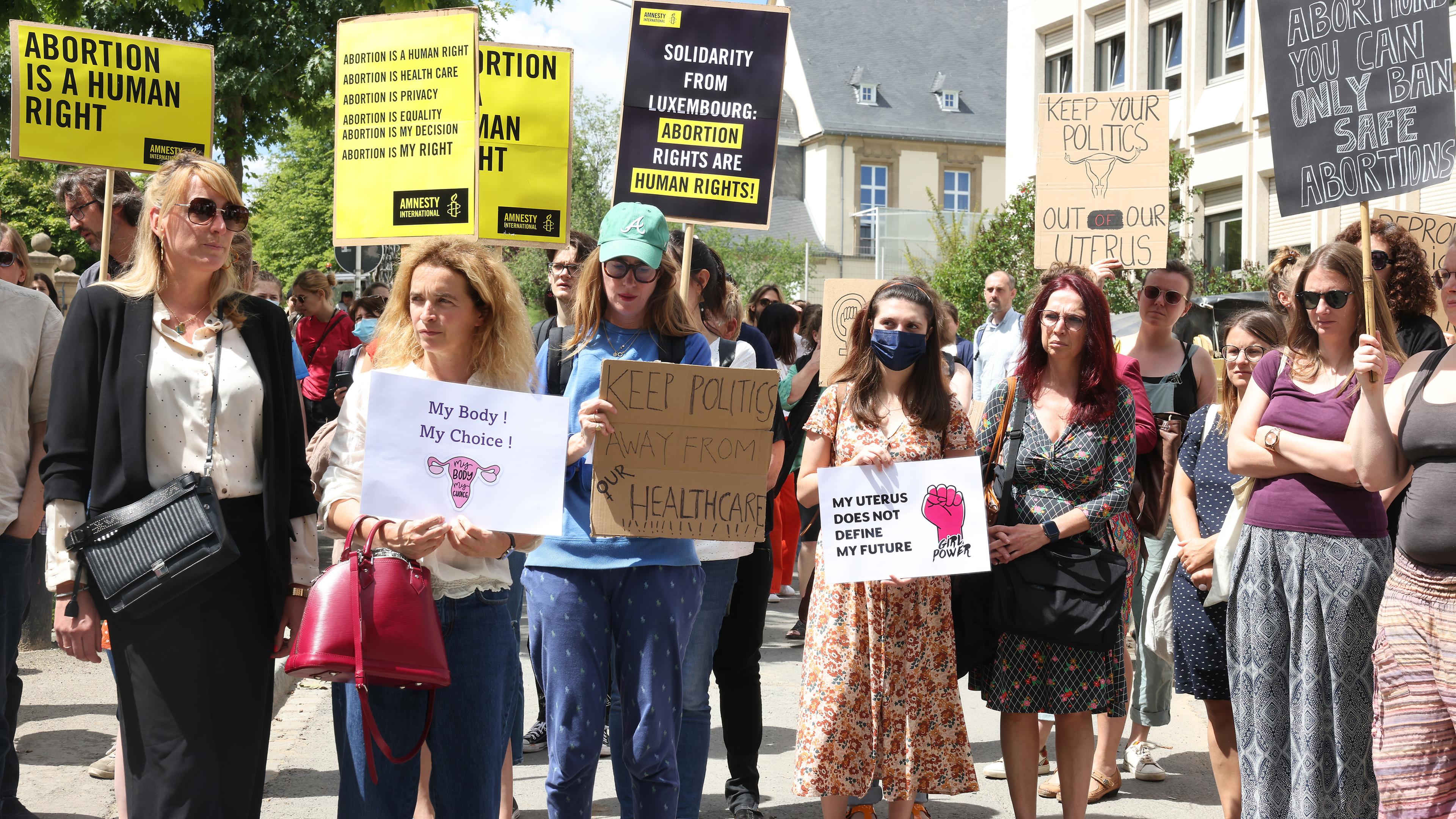 Protests took place outside the US embassy in Luxembourg when the Supreme Court repealed abortion rights in the United States in 2022 