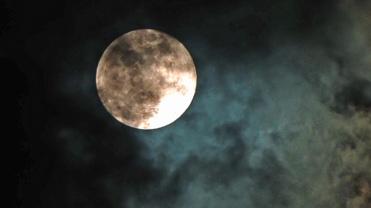 Vom-Mond-aus-gesehen