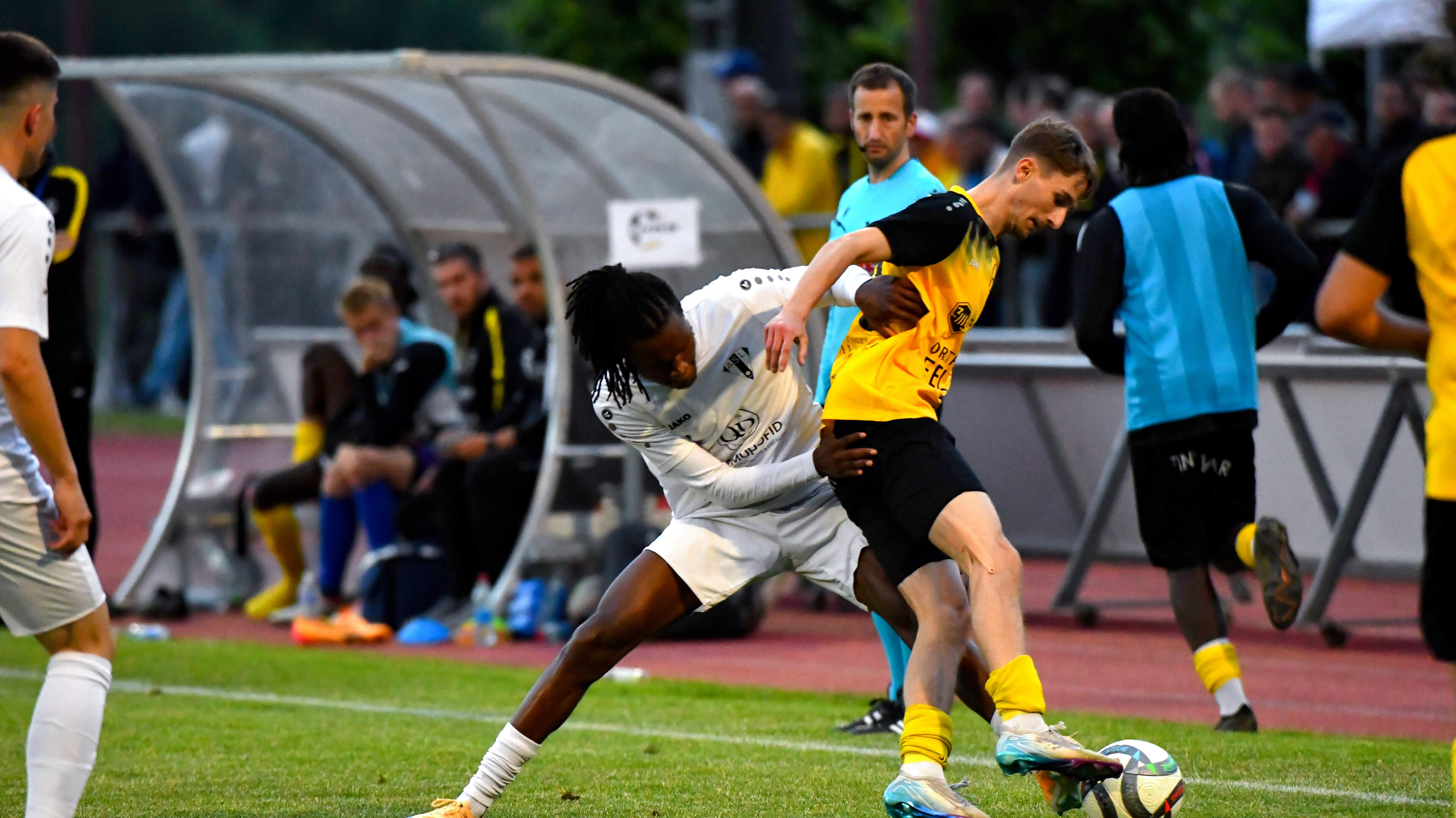 Scott Kops, le pompier qui met le feu au Red Black