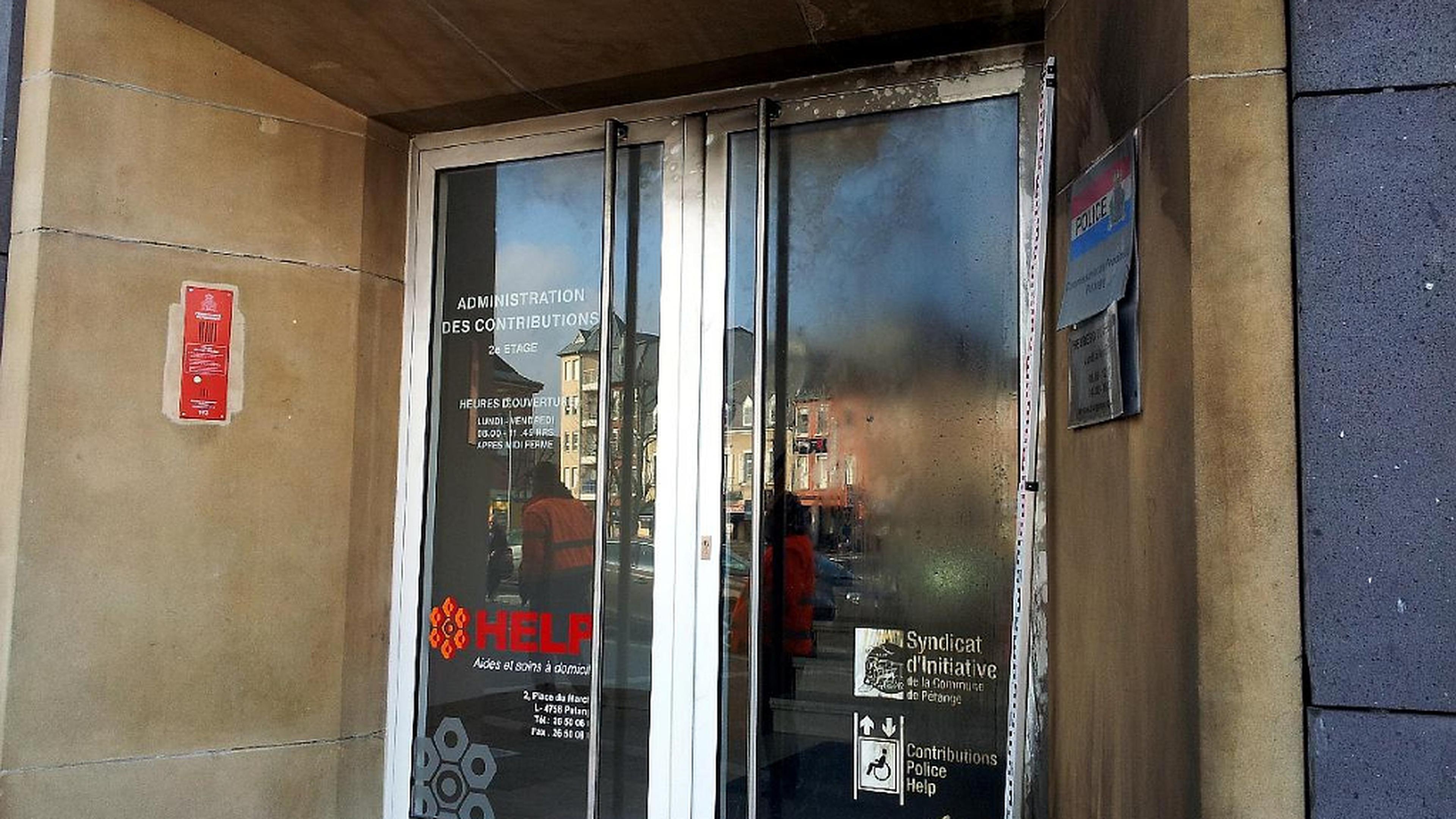 Brandstiftung bei Petinger Polizeibüro | Luxemburger Wort