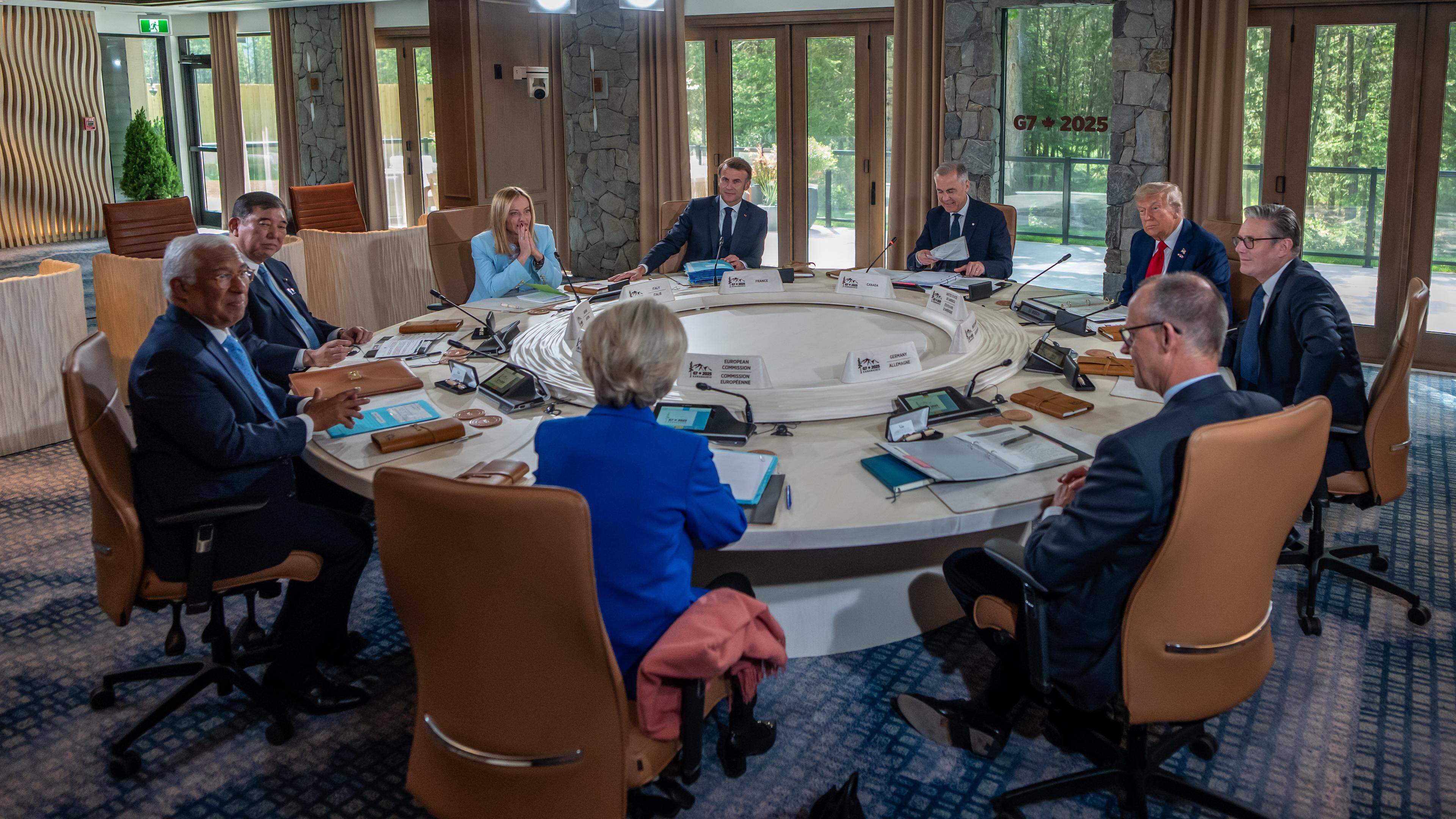 G7 presents itself split over Russia