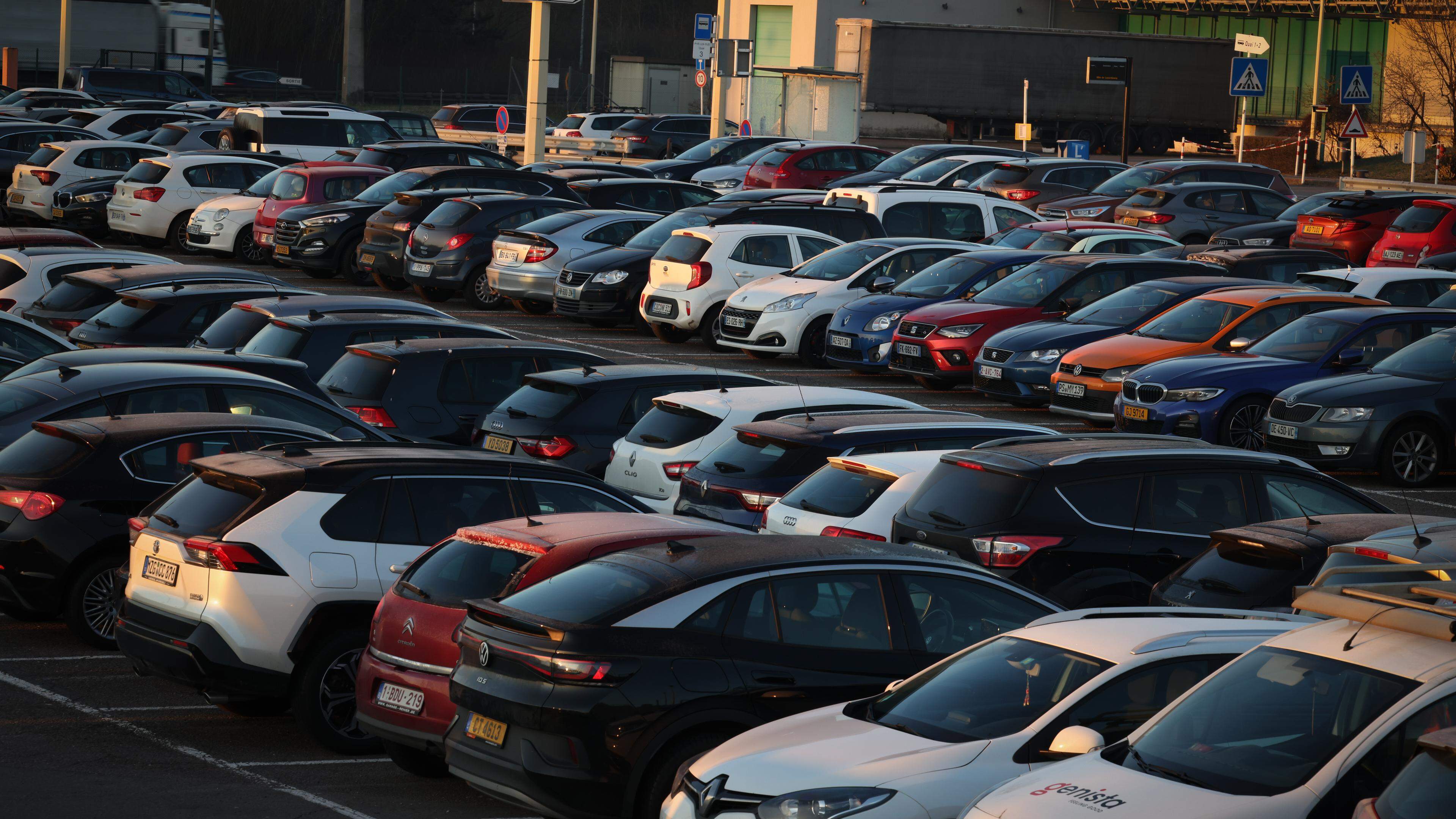 Would the Luxembourgers do without their car for the climate?