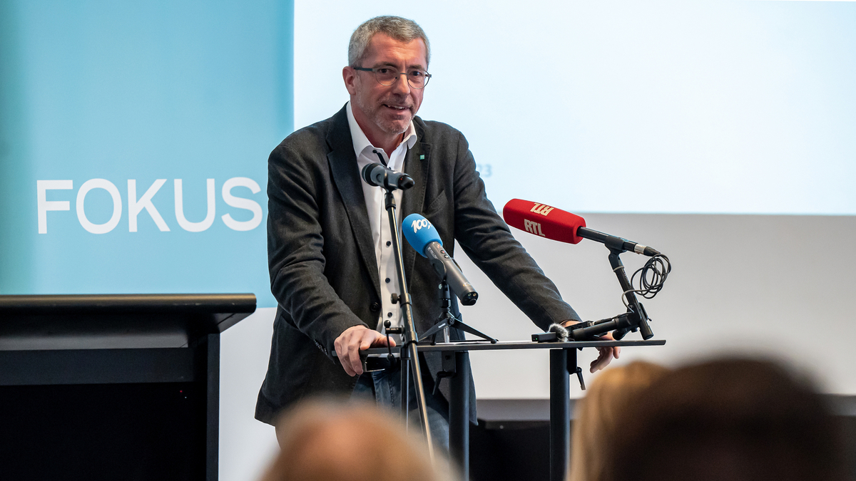 Frank Engel : «Pas pro ou anti-police»