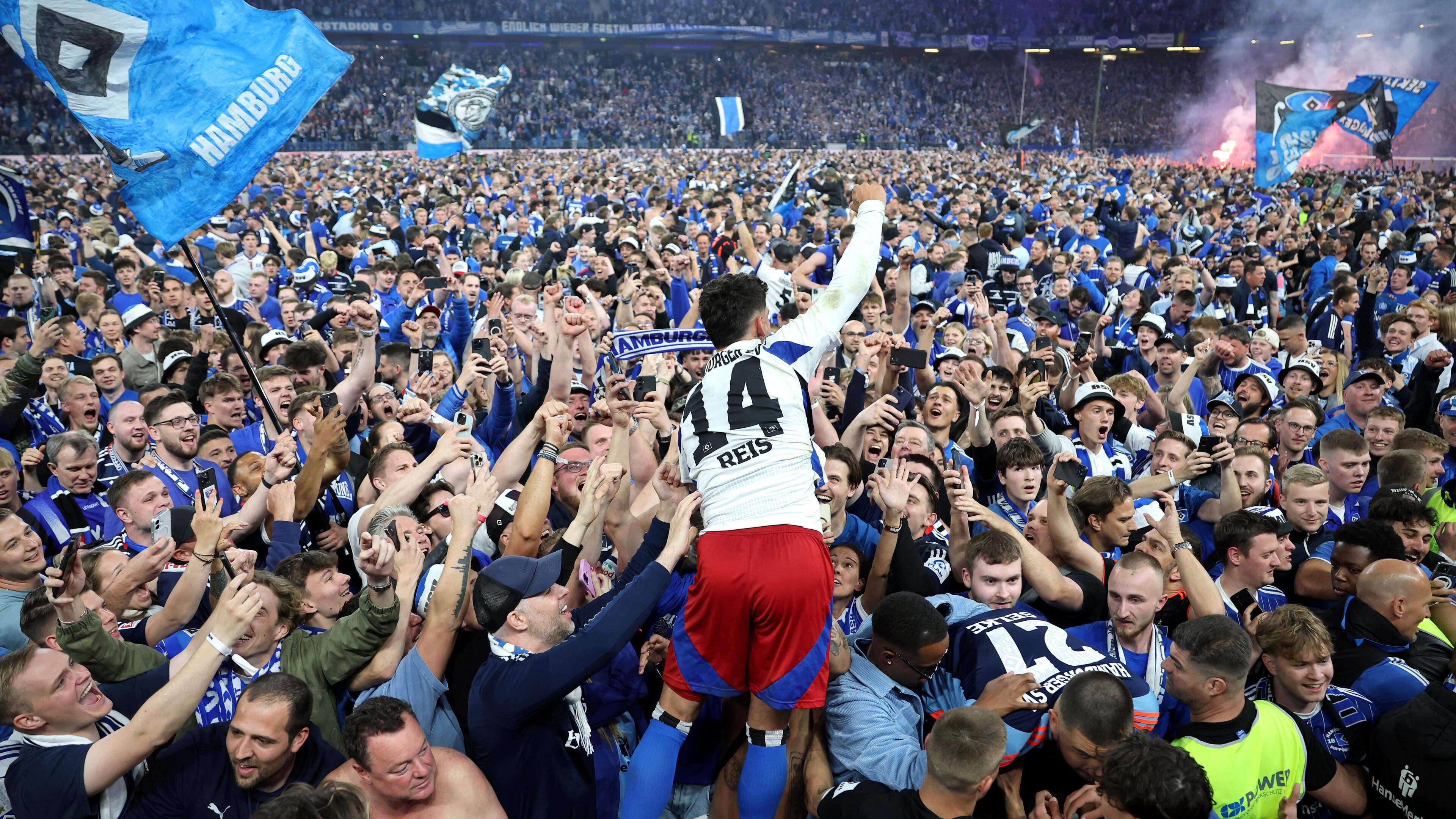 The HSV explodes « like a bottle of champagne » in the party