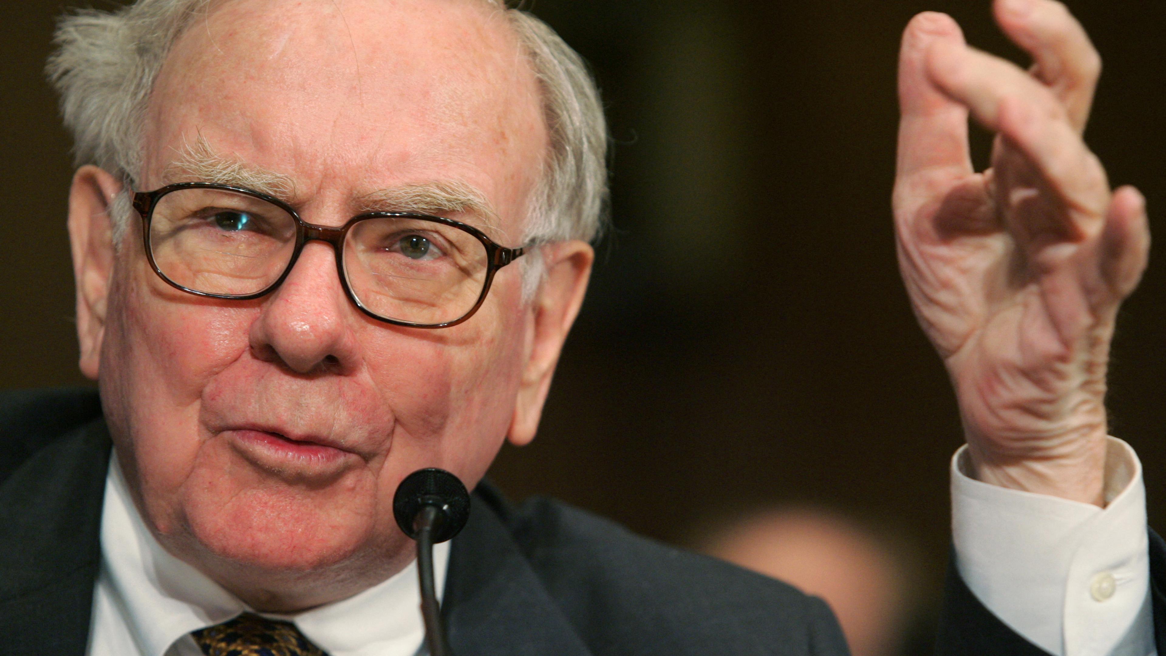 Warren Buffett does not want to be boss at 94