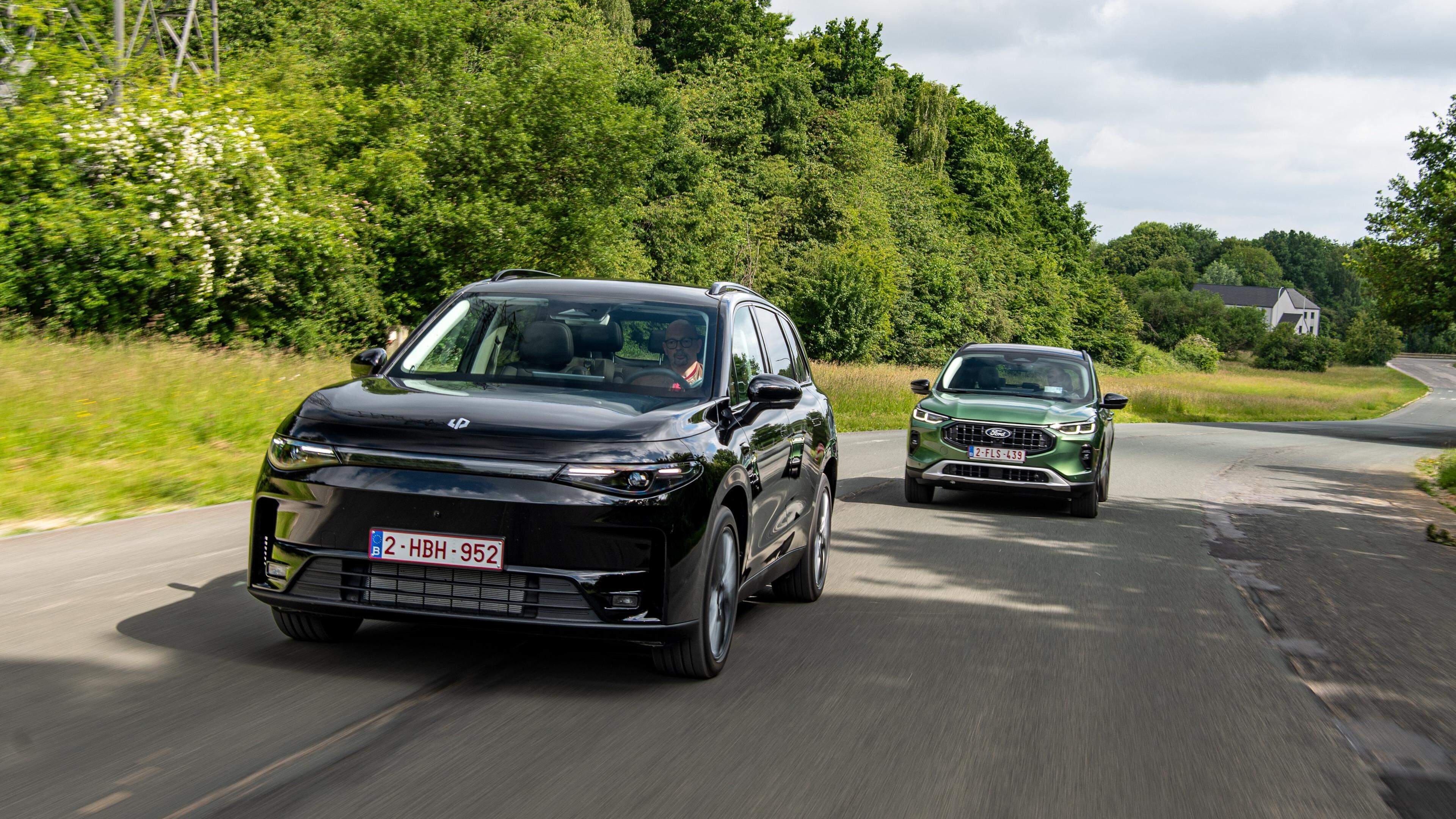 Leap engine C10 Reev vs. Ford Kuga PHEV: The alternative to the reference