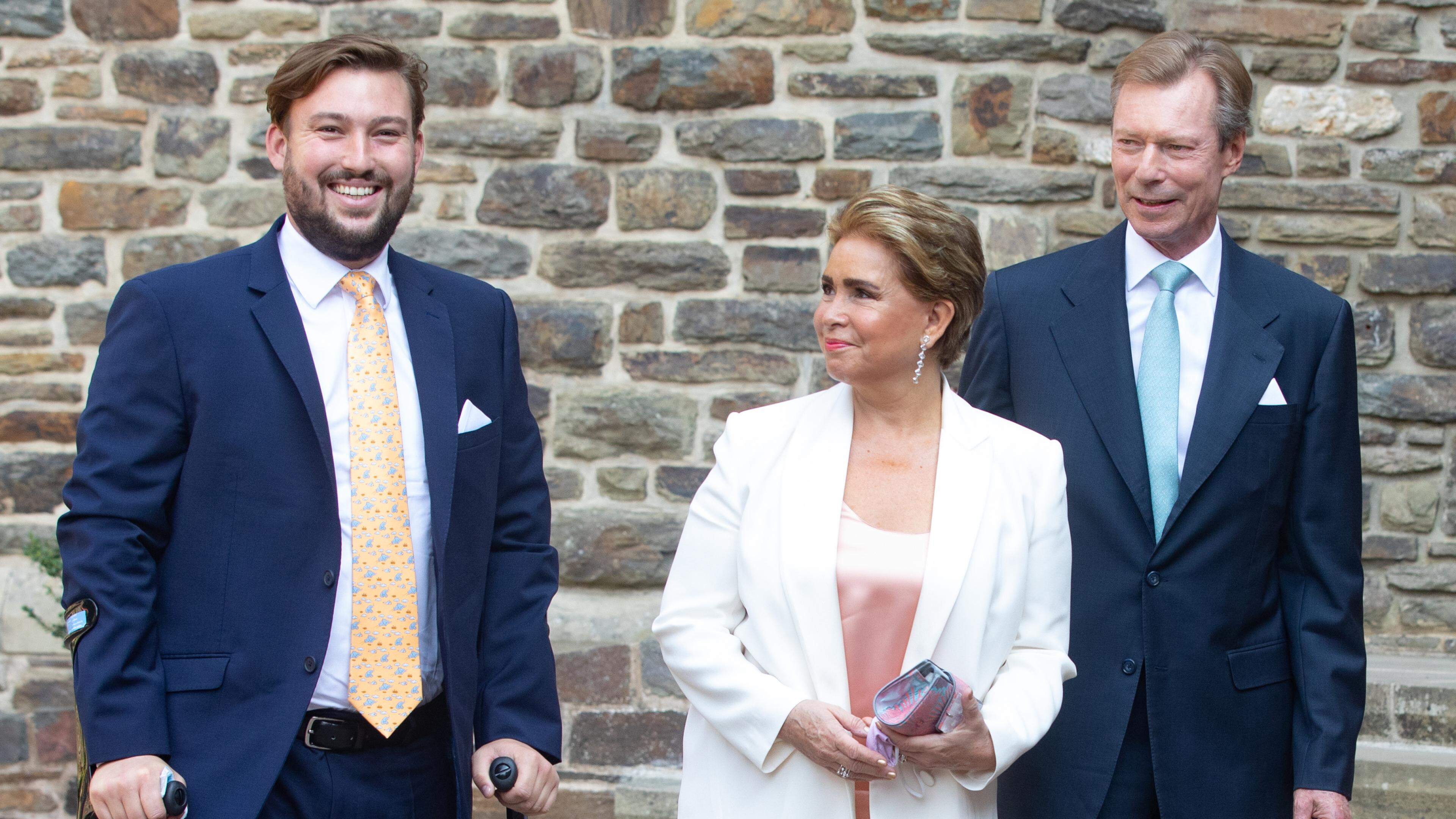 Le prince Sébastien avec la grande-duchesse Maria Teresa et le grand-duc Henri lors du baptême du prince Charles en 2020.