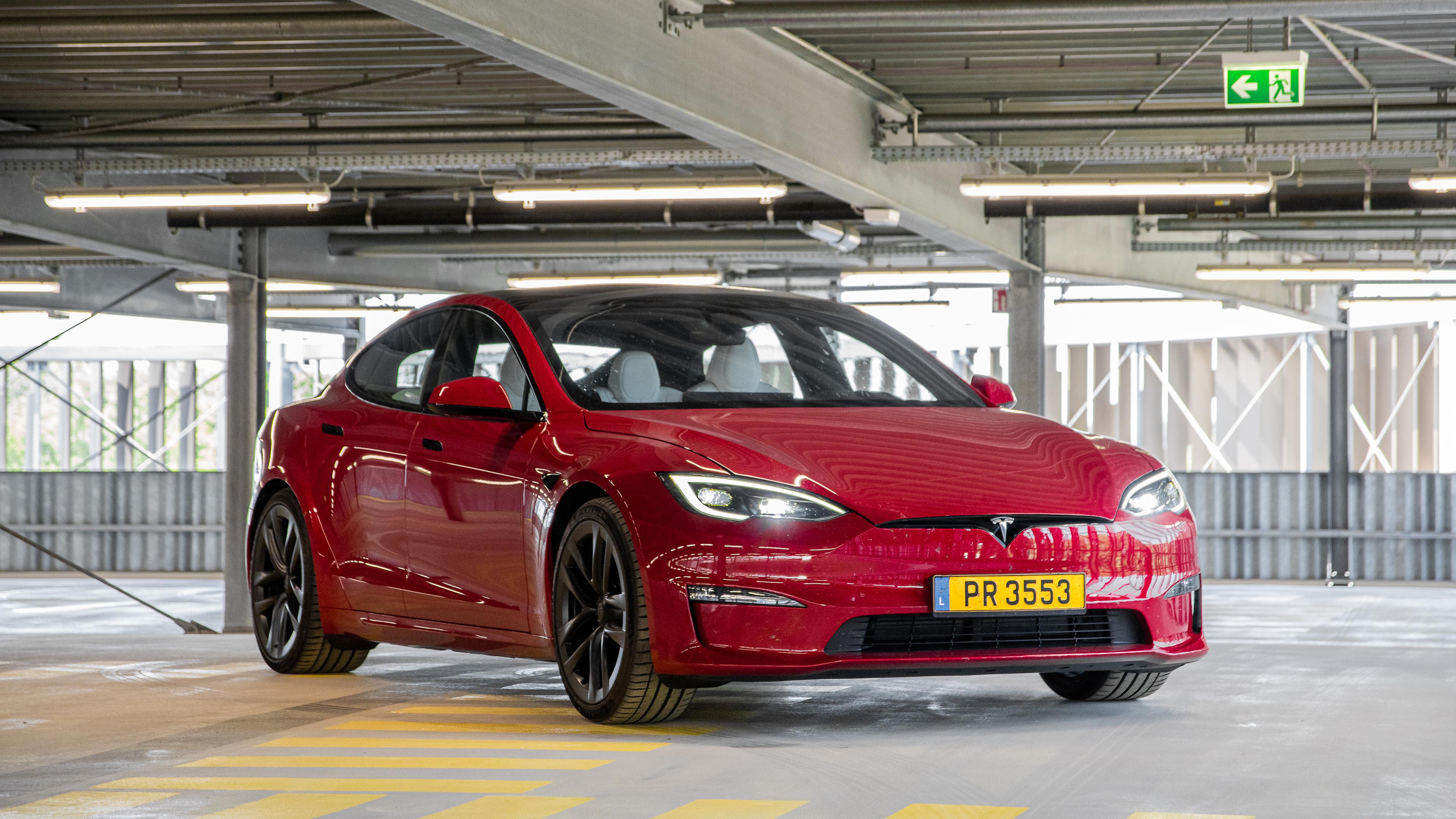 Tesla lässt den Plaid-Antrieb mit 1.020 PS auf Luxemburg los