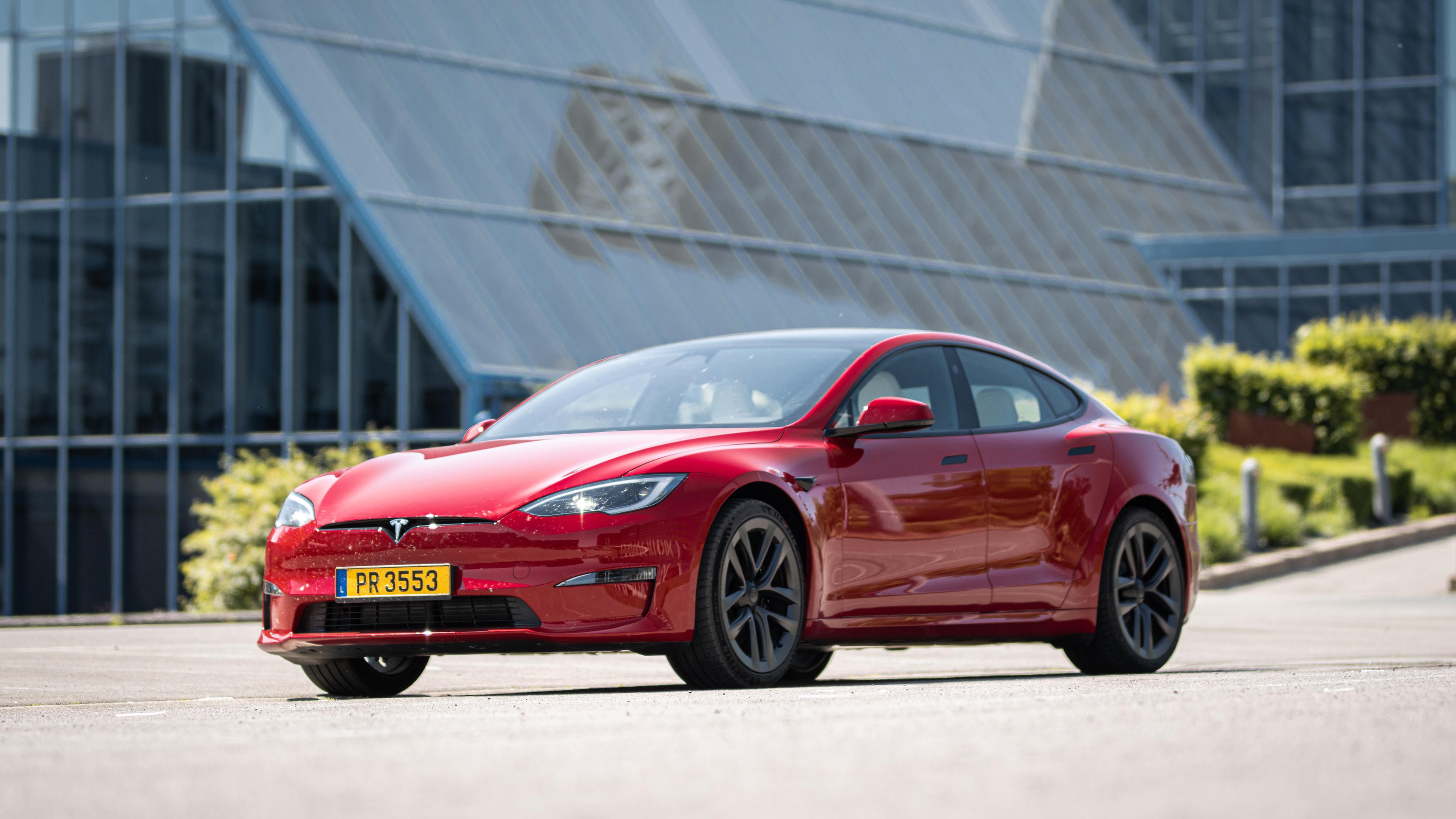 Neues Tesla Model 3 Performance kommt wohl mit Plaid-Technik