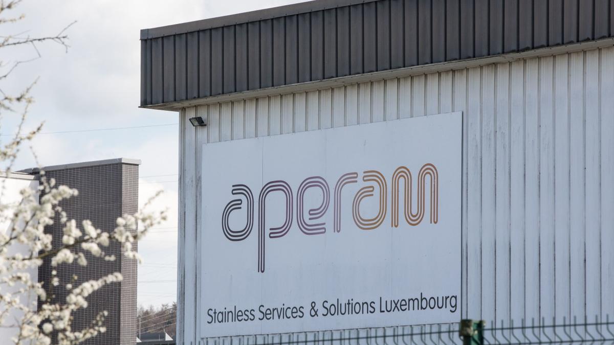 For  per share: Aperam acquires Universal Stainless & Alloy Products