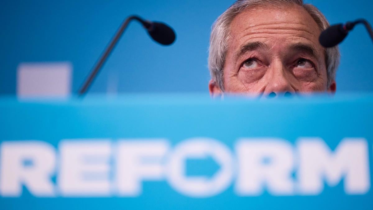 -Farage-kauft-dir-ein-Pint-und-deine-Stimme-