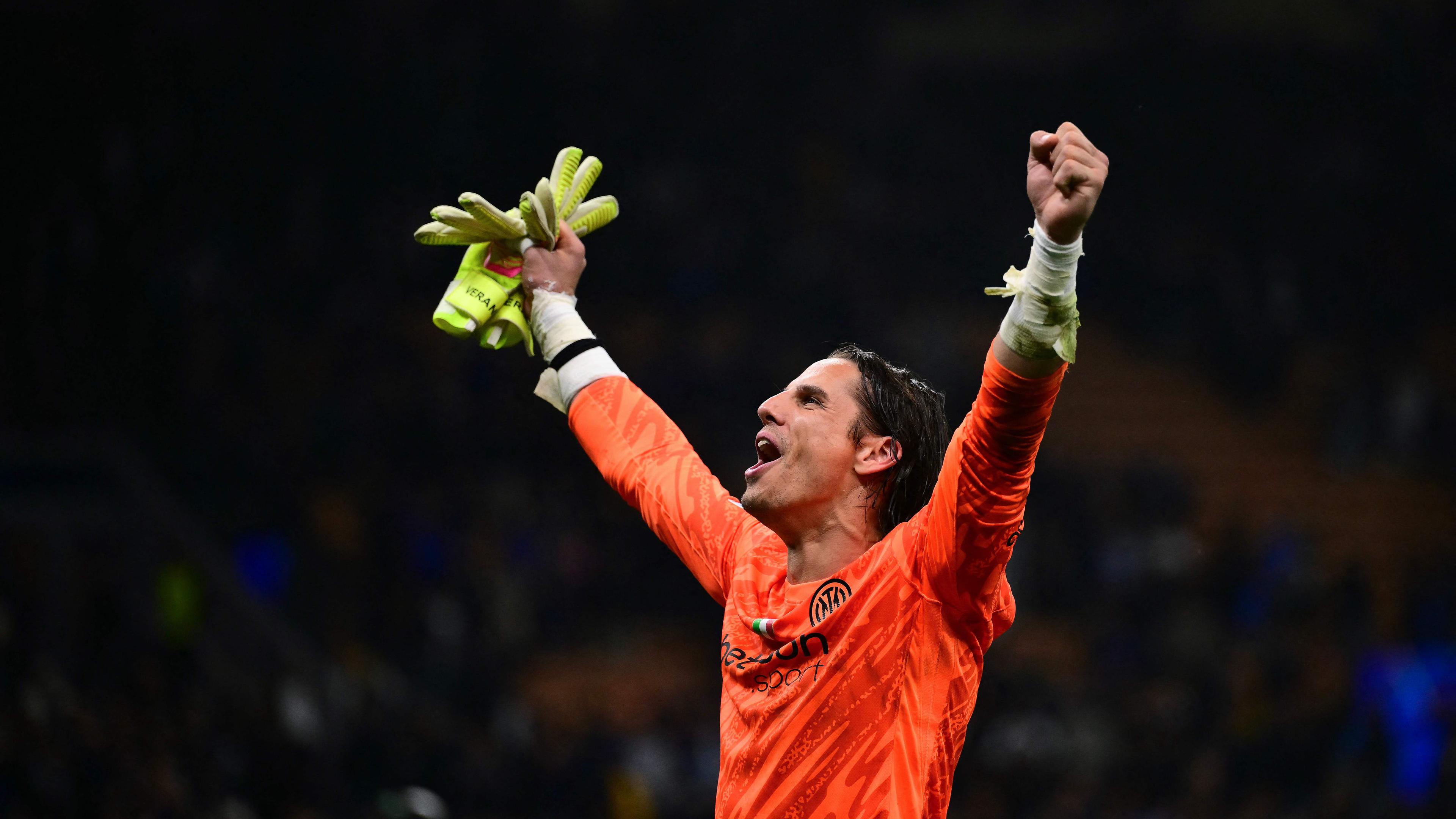 Yann Sommer receives a trophy before the final