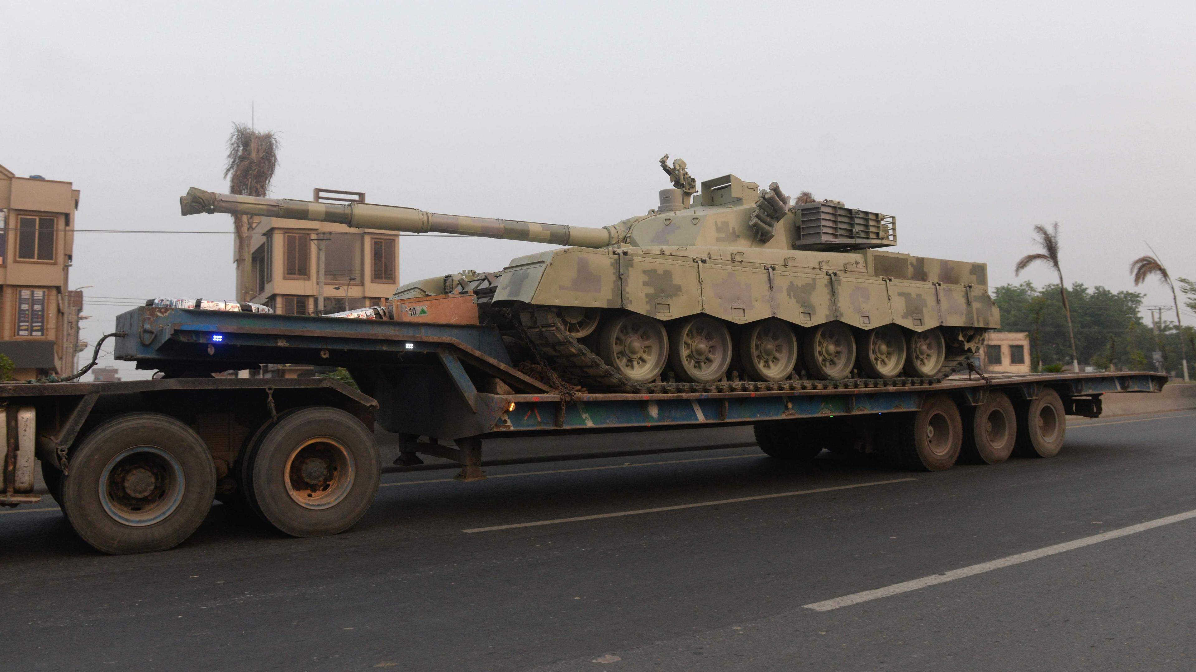 After Indian attacks, Pakistan threatens with retaliation