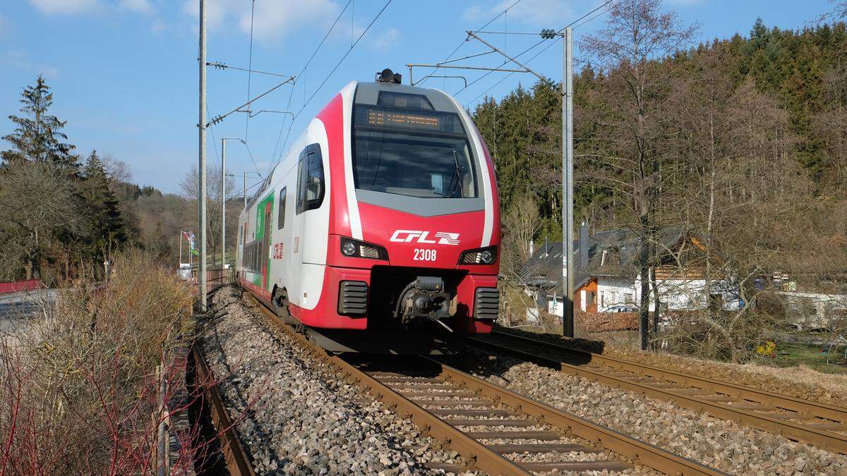 Das-war-der-Freitag-Z-ge-zwischen-Bettemburg-und-Luxemburg-rollen-wieder