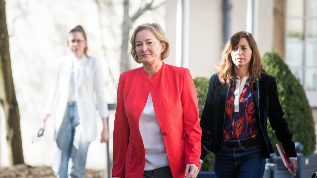 Paulette Lenert: Eine Ministerin als Krisenmanagerin | Luxemburger Wort