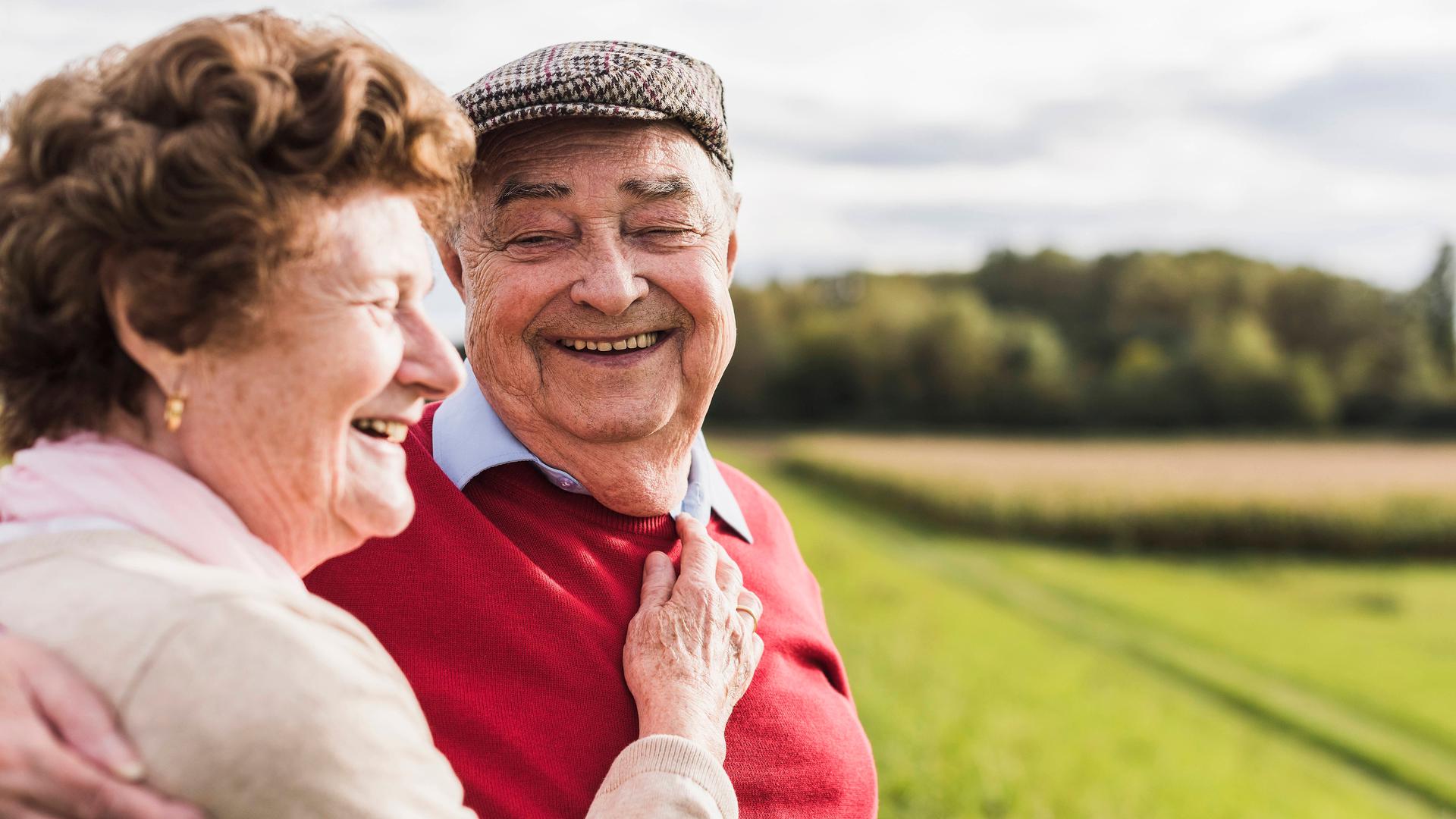Die Senioren sind zufrieden mit der Zeit, die sie in der Freizeit verbringen und sind auch selten allein. 