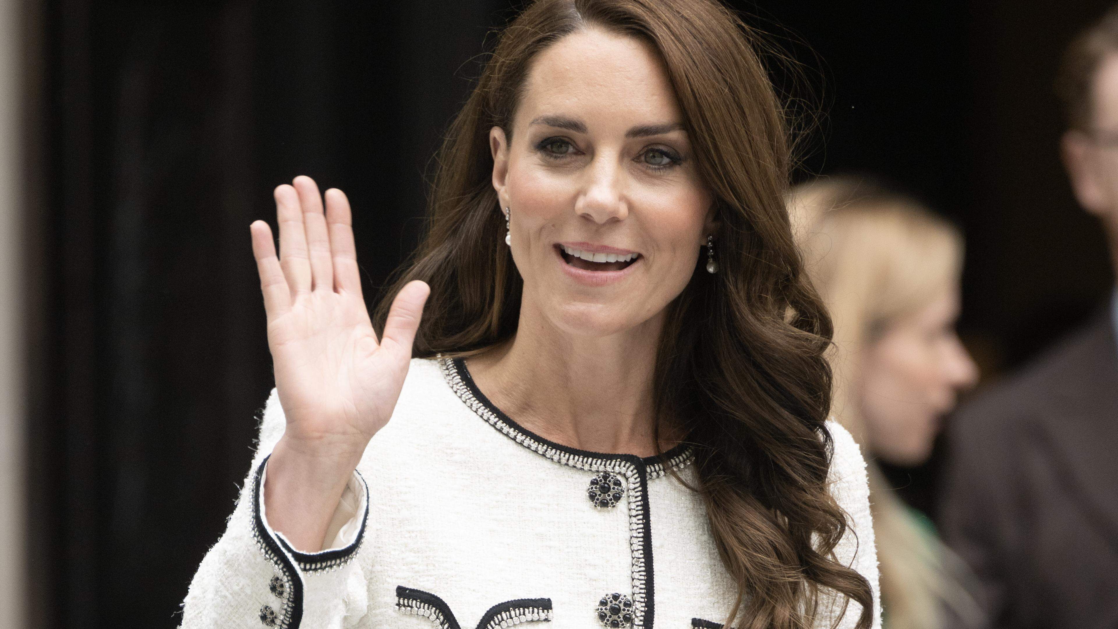 Palast Veröffentlicht Erstmals Foto Von Prinzessin Kate | Luxemburger Wort