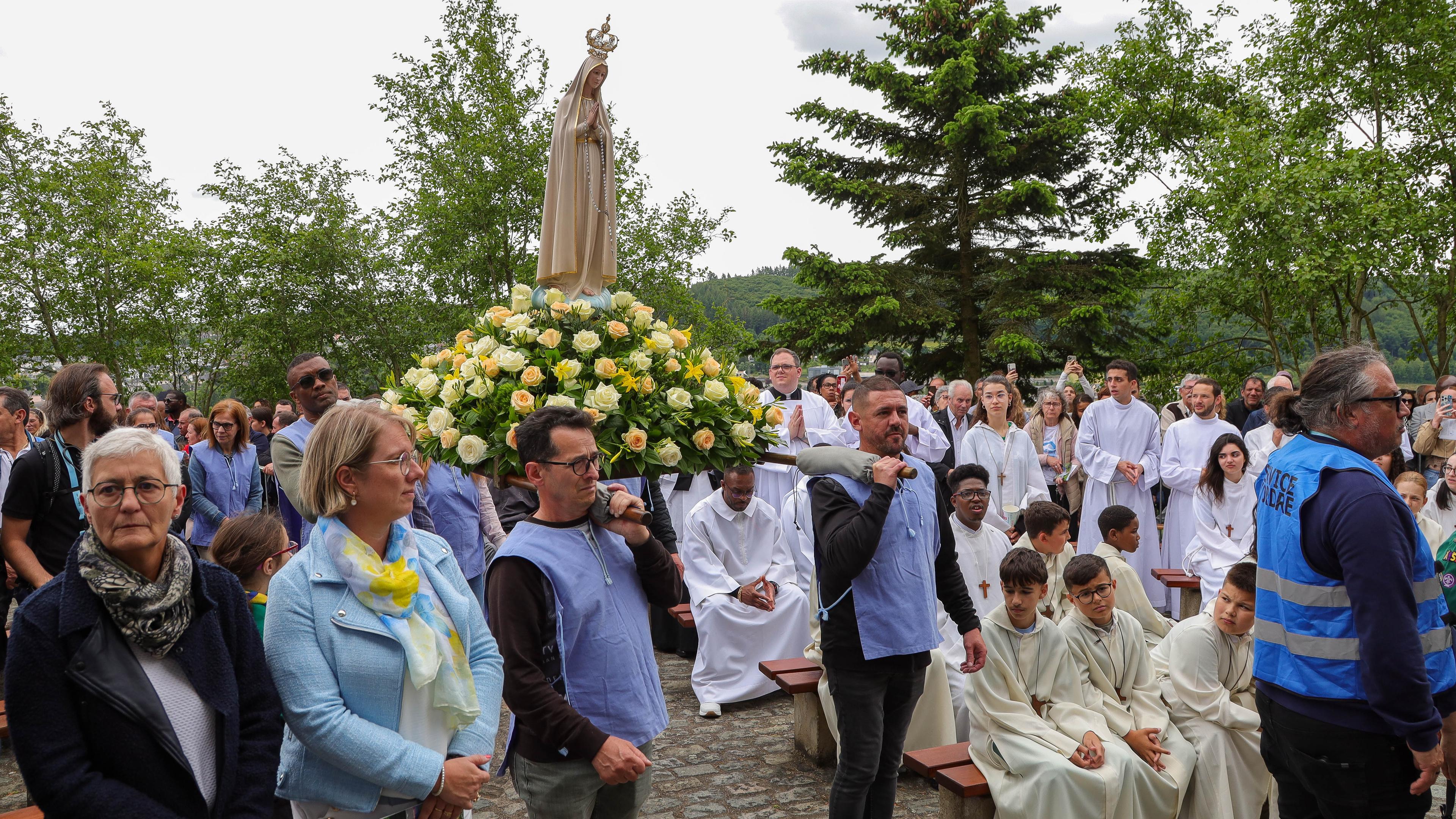Thousands of believers make a pilgrimage to Wiltz for the Fatima pilgrimage