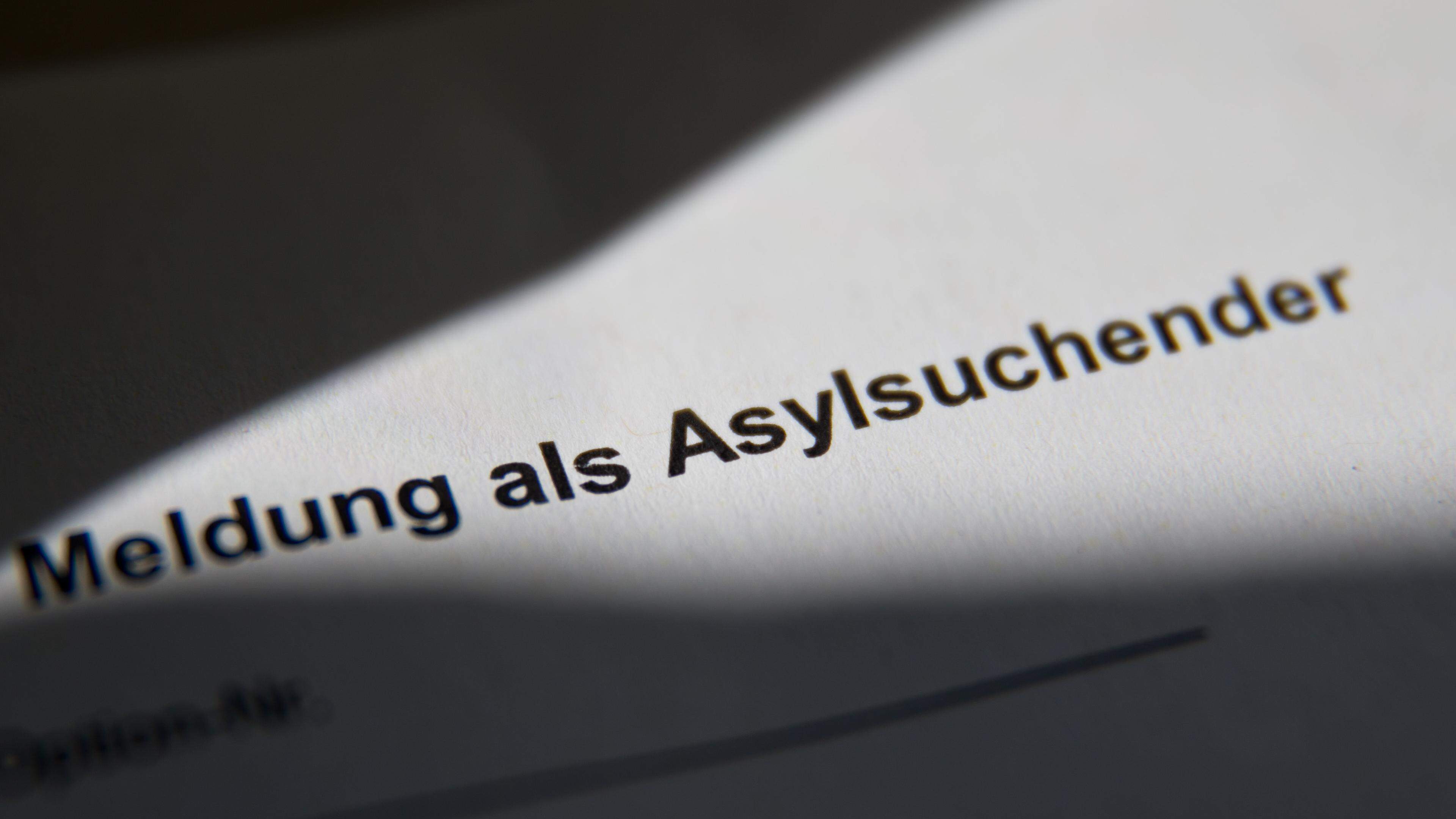 EU Commission wants to make it easier to return | Luxembourg word