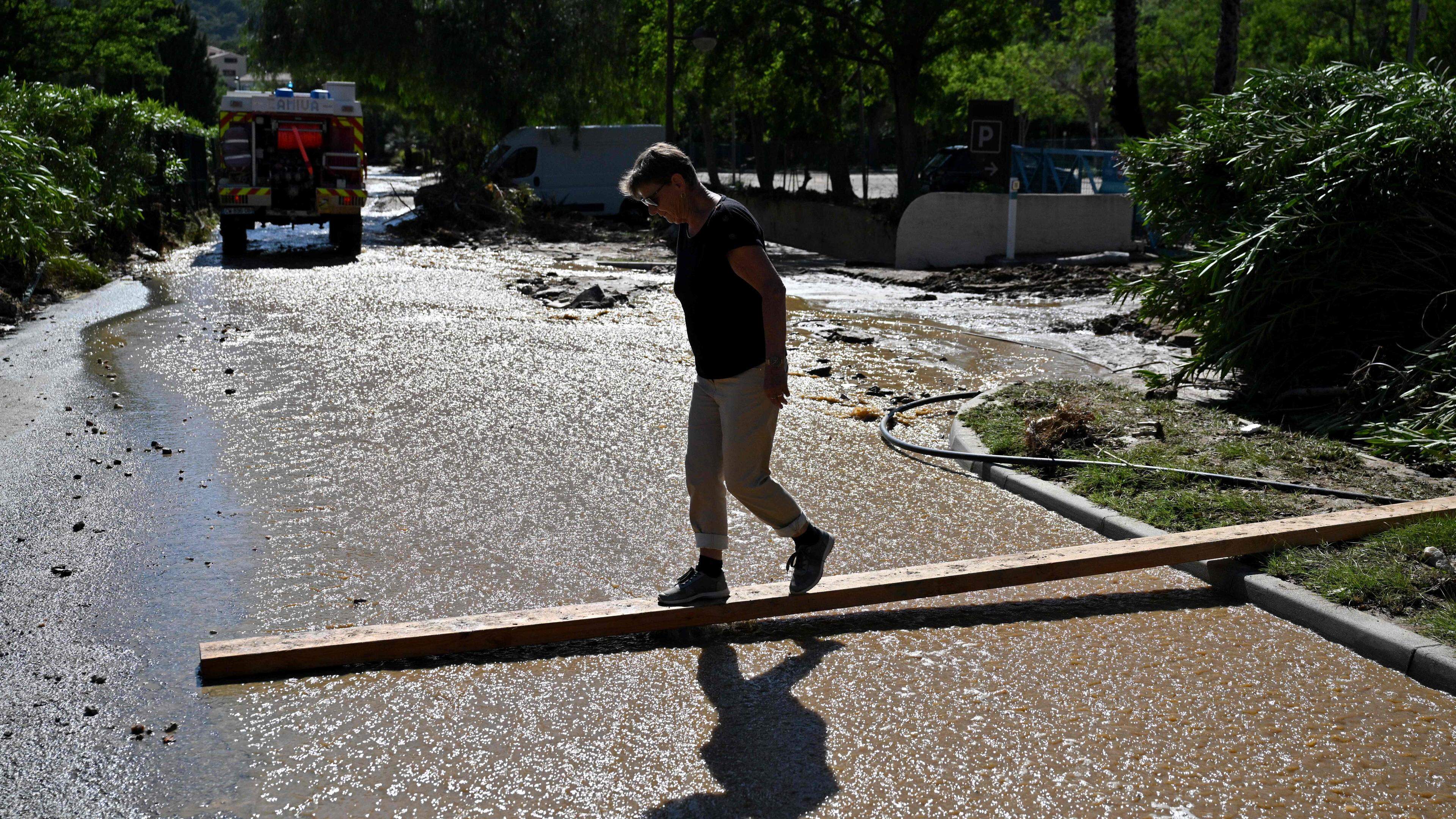 South France: storm demands three deaths