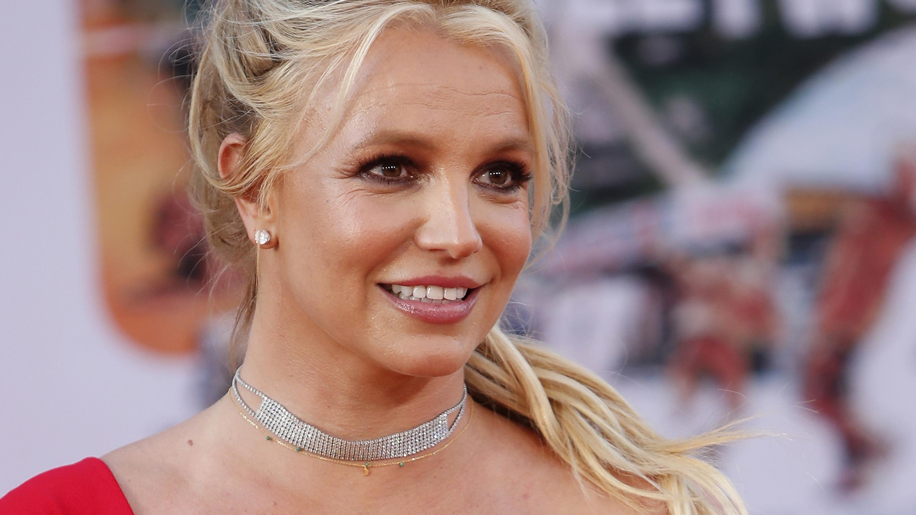 2008 hatte ihr Vater die Vormundschaft über Britney Spears übernommen, nachdem diese wegen privater und beruflicher Probleme psychisch zusammengebrochen war.