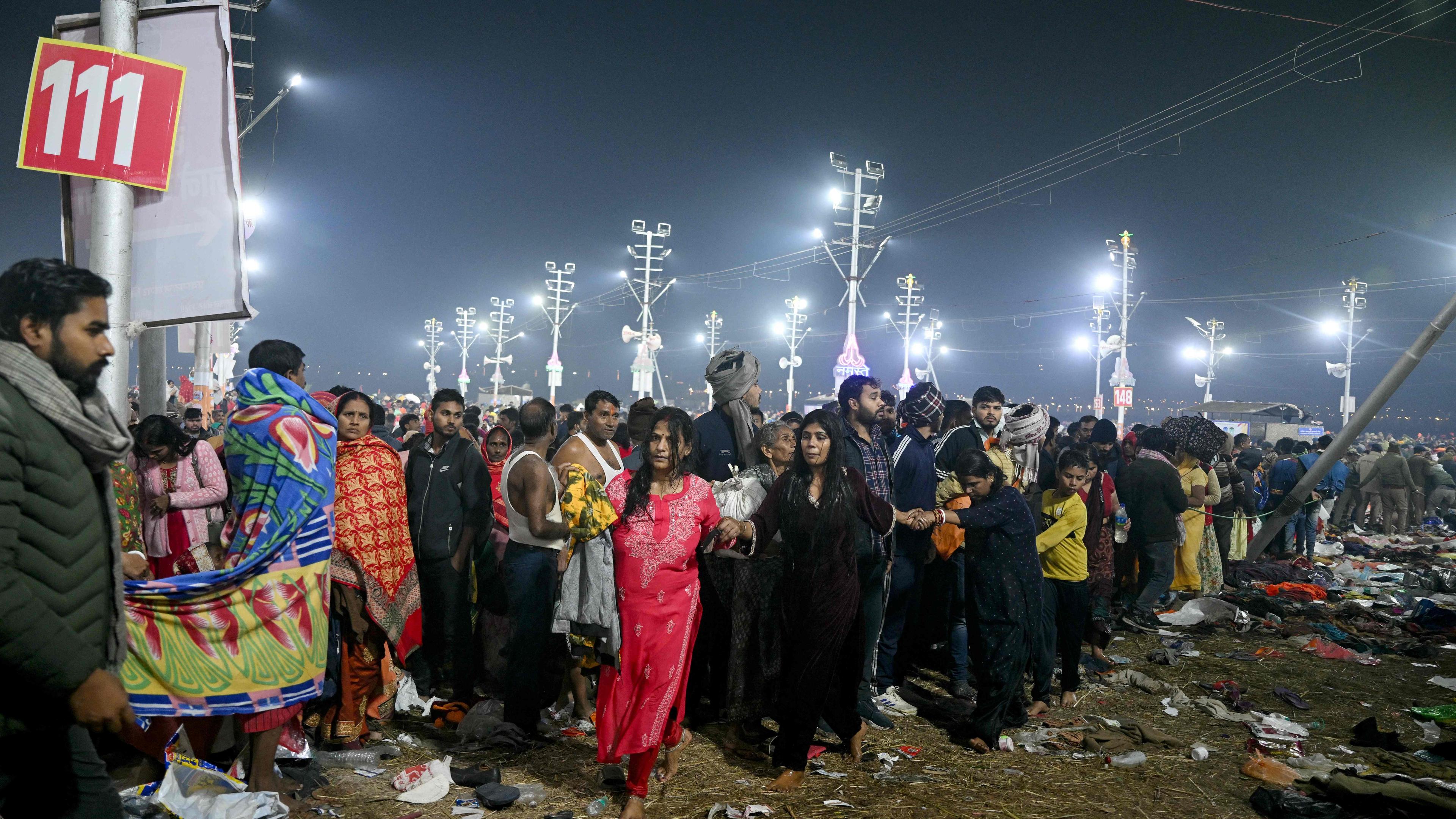 Morți și răniți în urma panicii de masă la festivalul pelerinilor din India   
