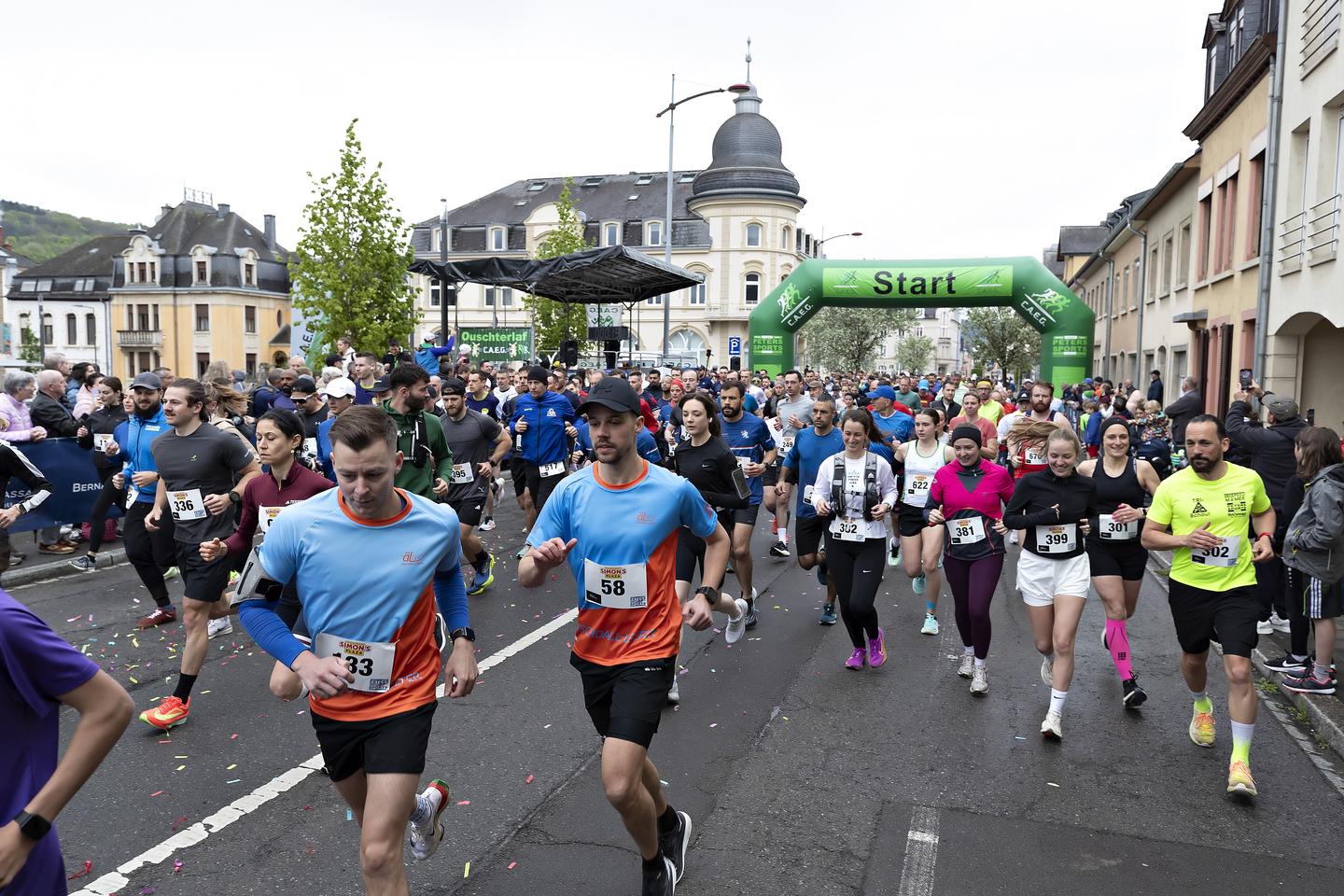Because of the rainy weather, the streets in Grevenmacher are wet.