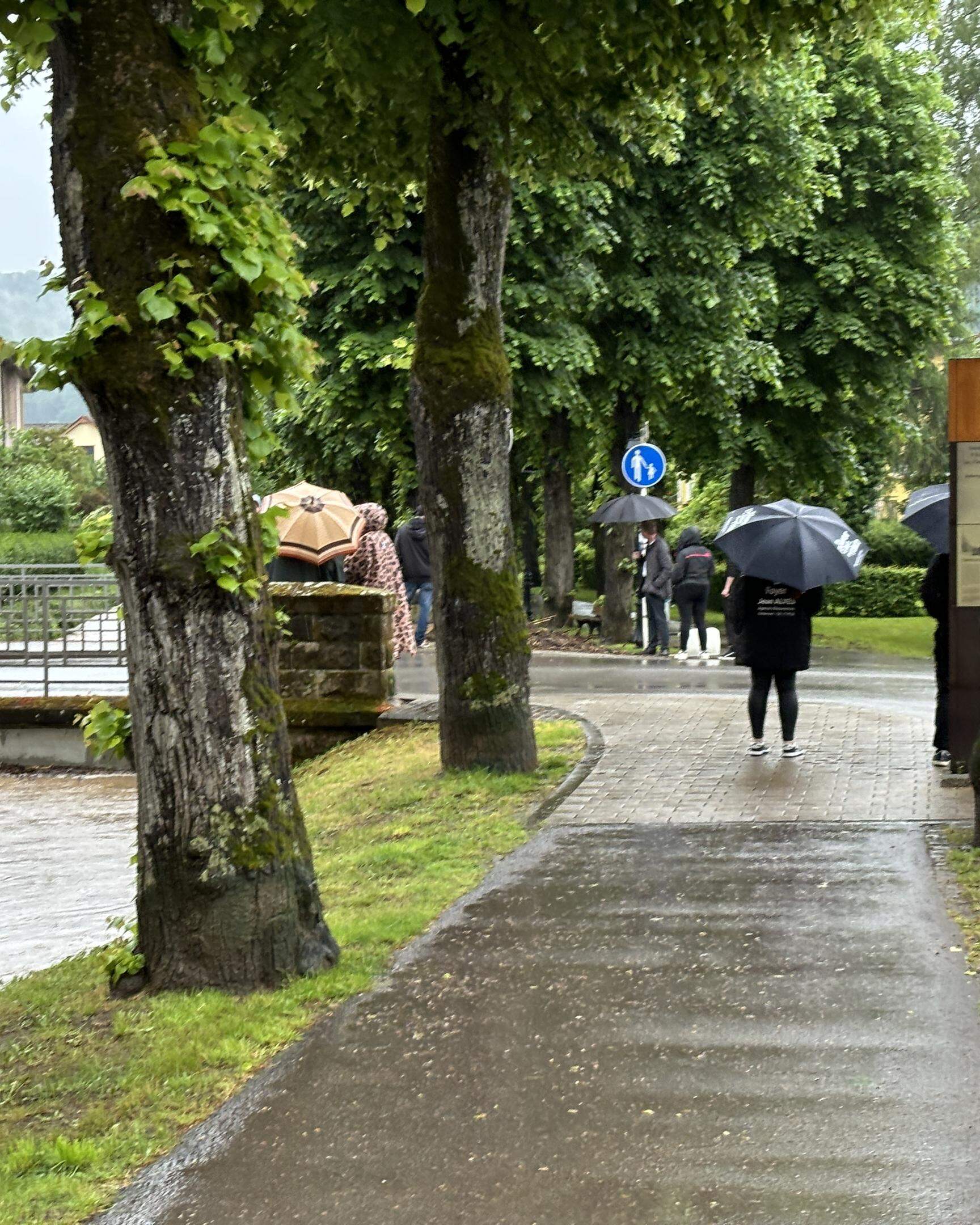 Auch am Dienstag regnete es wieder in Luxemburg, wie hier in Echternach.