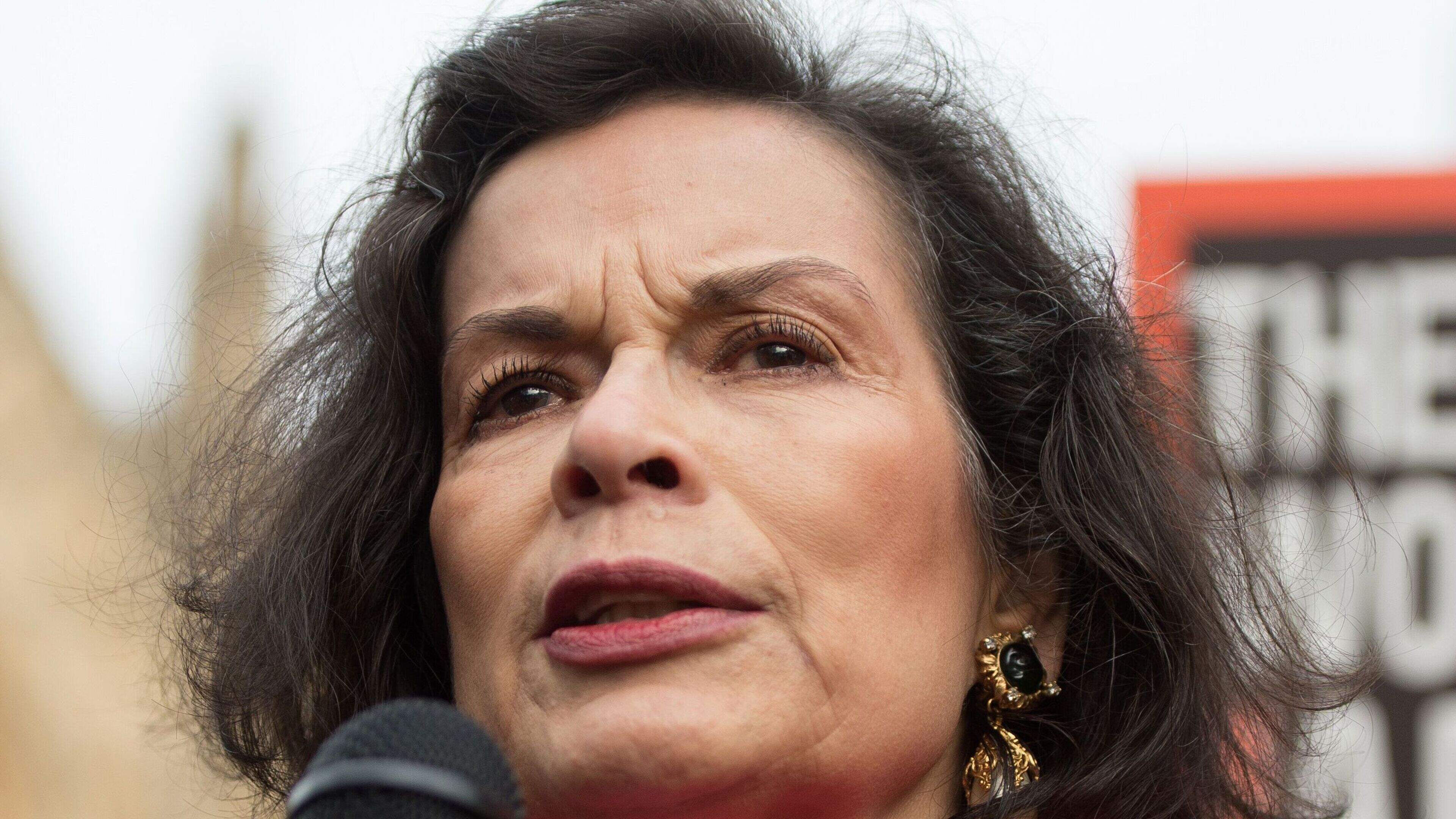 Aktivistin Bianca Jagger: „Schweigen ist keine Option“