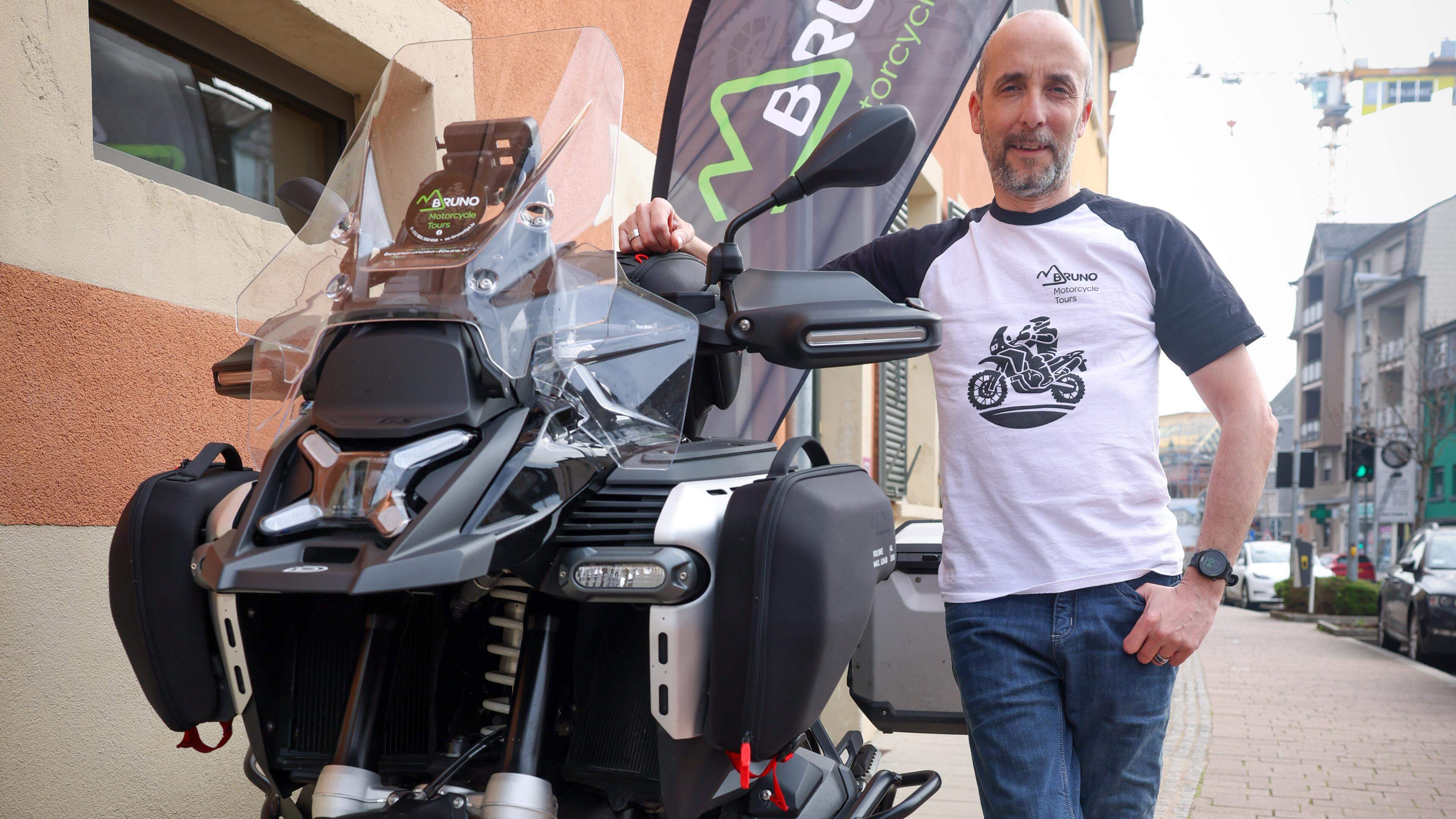 Bikers follow this Luxembourg in all directions