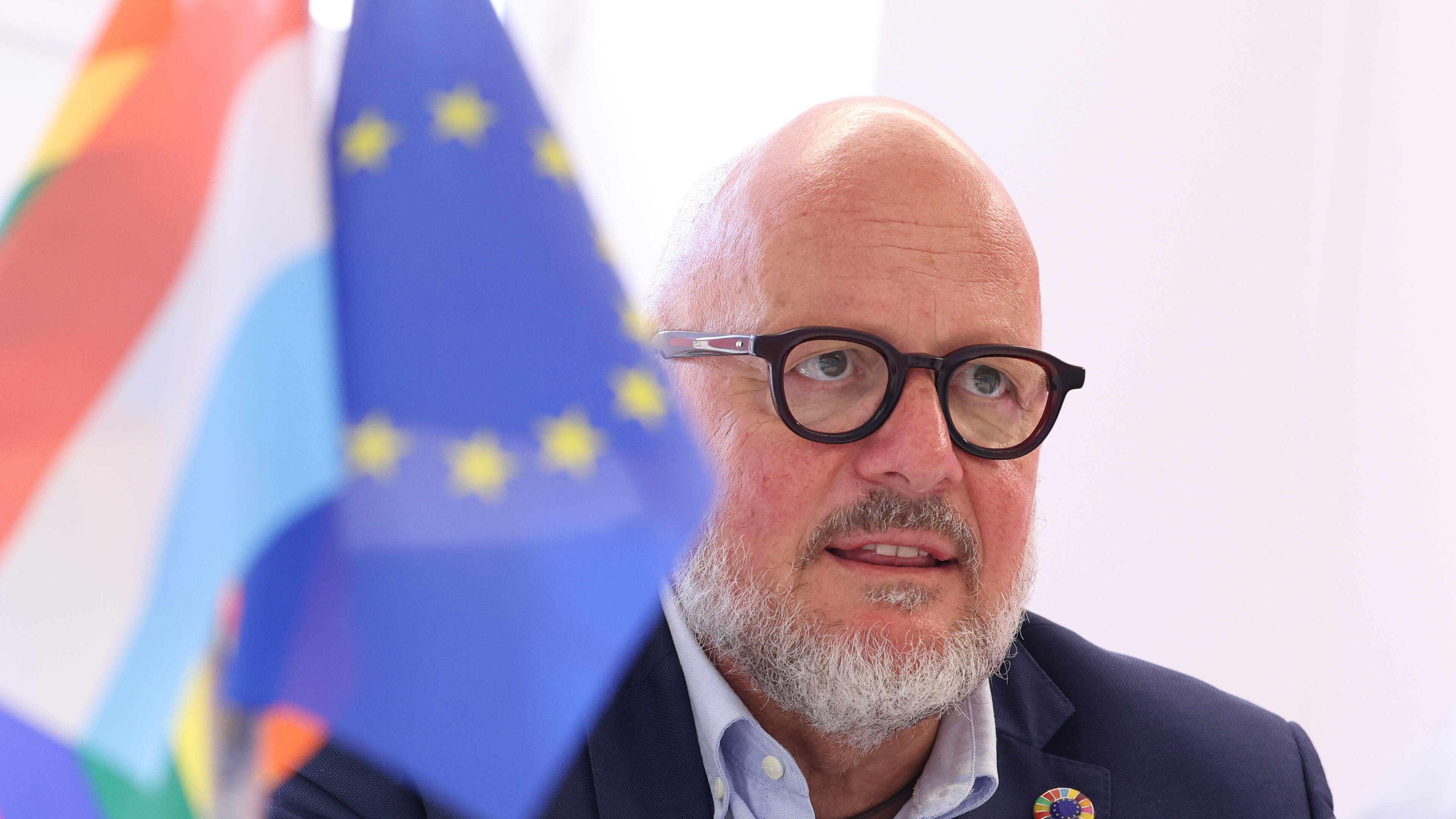 Marc Angel kritisiert Hygiene-Zustände in Straßburger Hotel