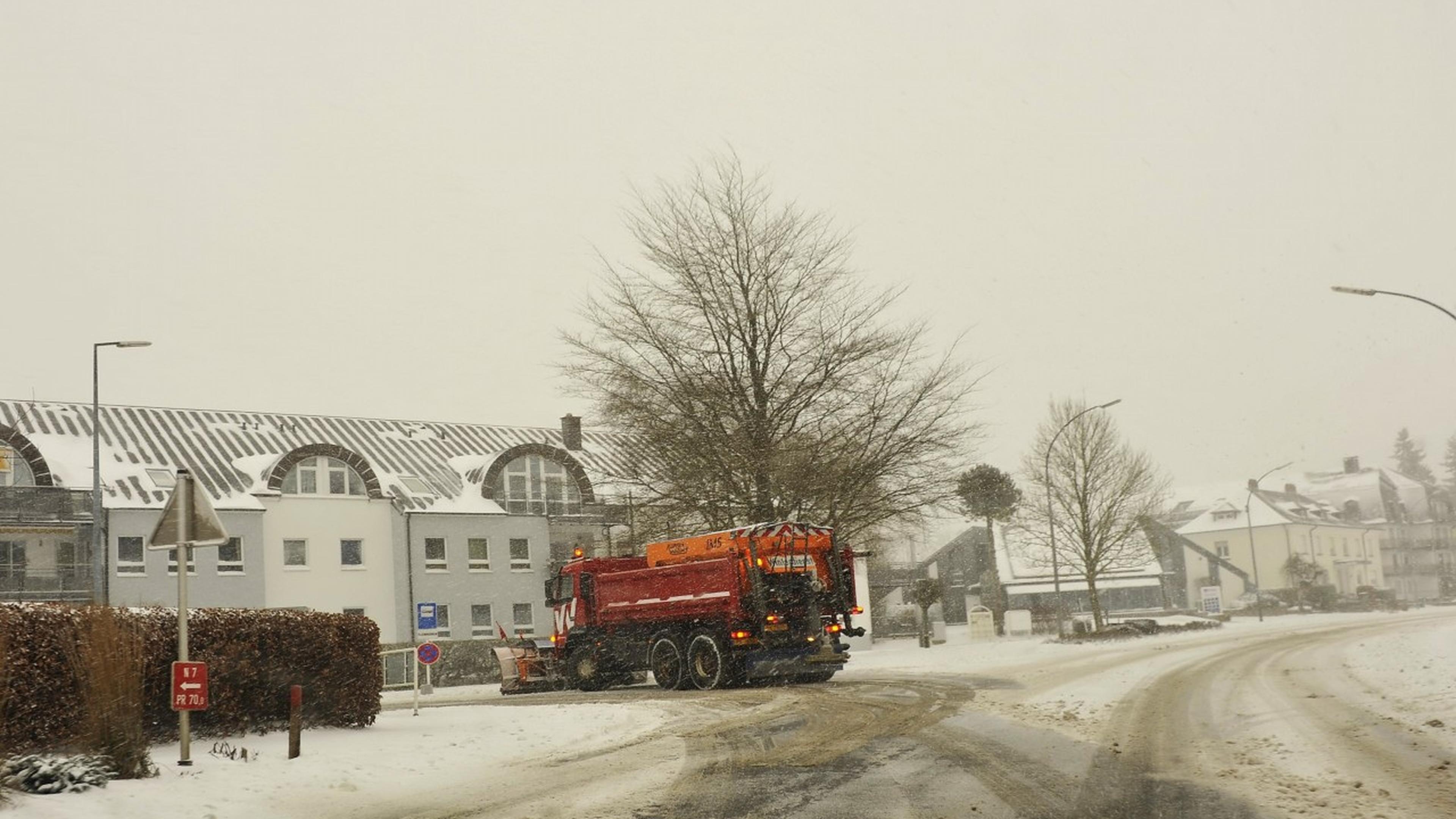 Auch in Wilwerdingen und Weiswampach wurde Schnee geschippt.