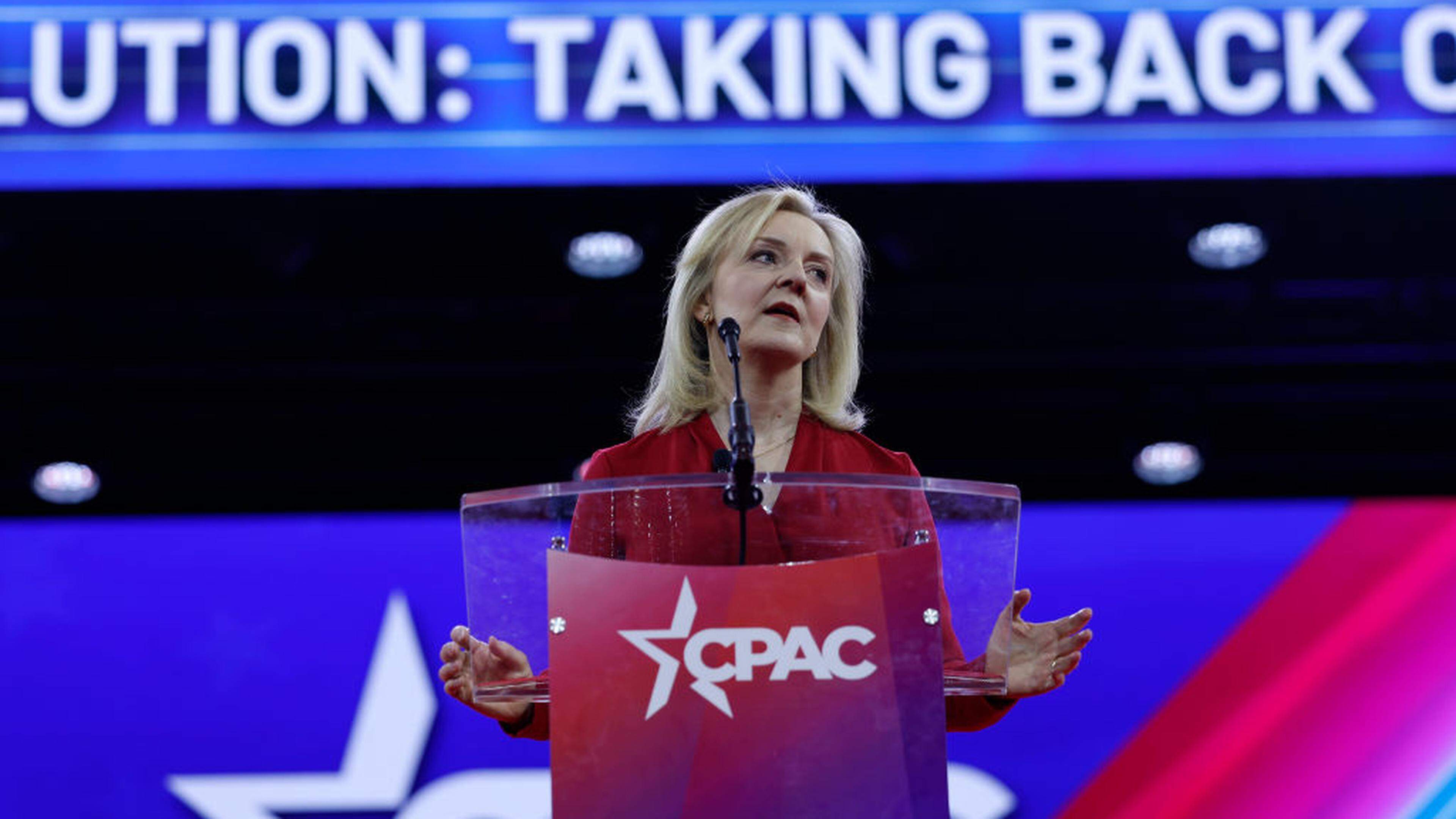 Ein Auftritt von Liz Truss bei der ultrakonservativen "Conservative Political Action Conference (CPAC)“ in den USA sorgte für Aufsehen.