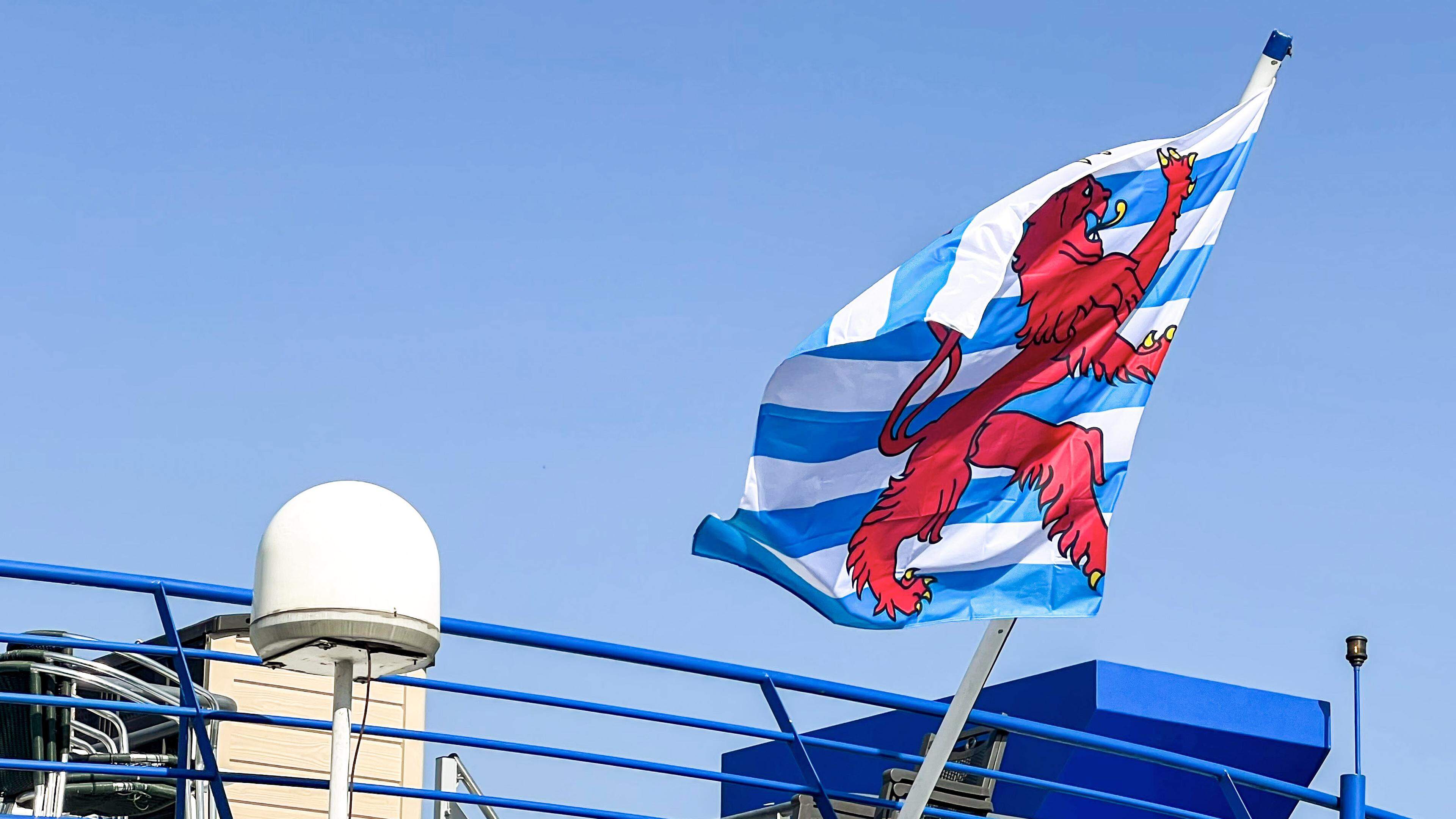 Die Vertom Odette segelt aktuell an der Küste Marokkos unter Luxemburger Flagge.